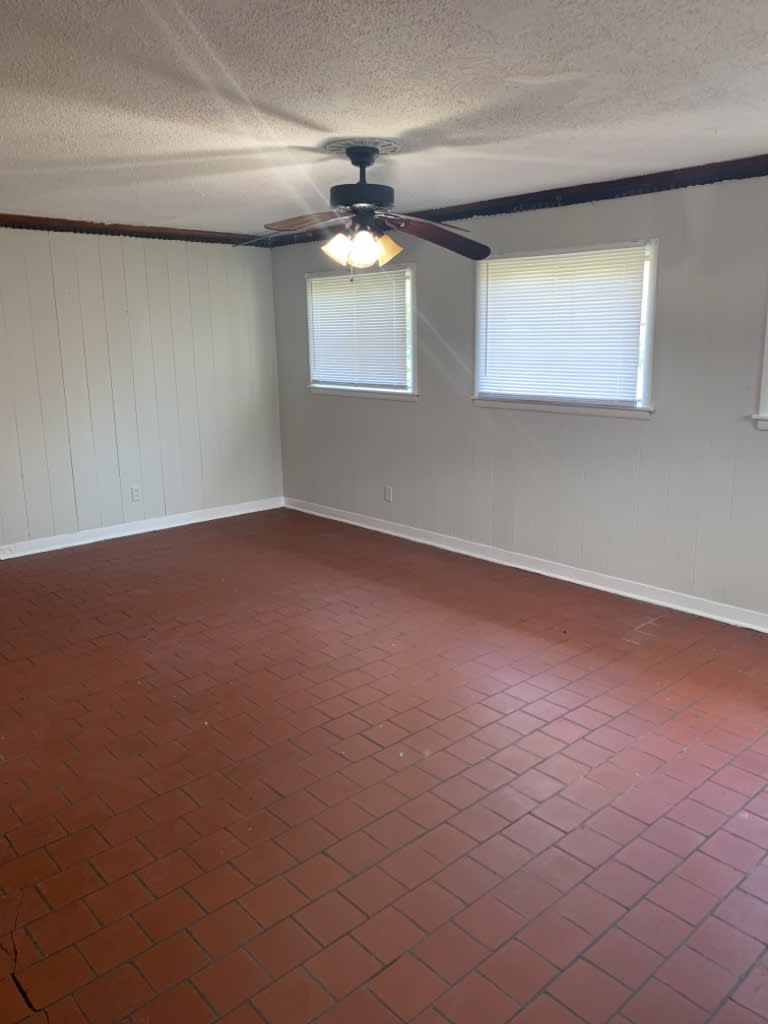 1419 Beaumont Dr. – photo 5