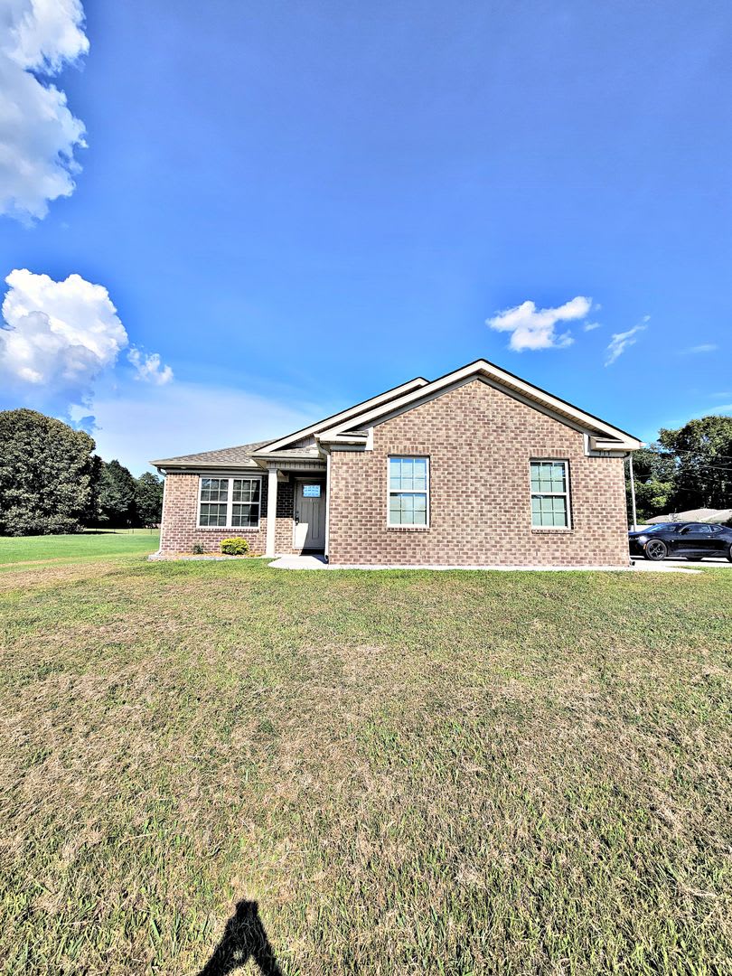 House For Rent Hartselle 3Br Built 2024 – photo 2