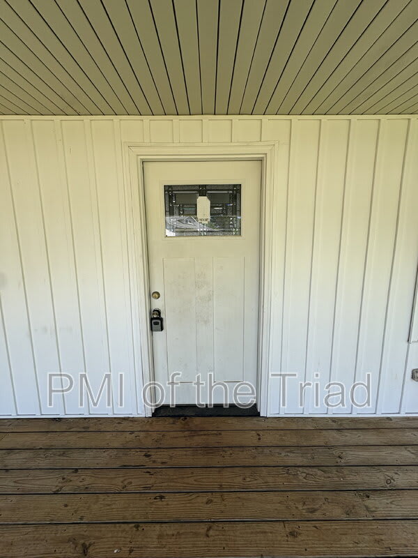 2421 Daisy Street – photo 2