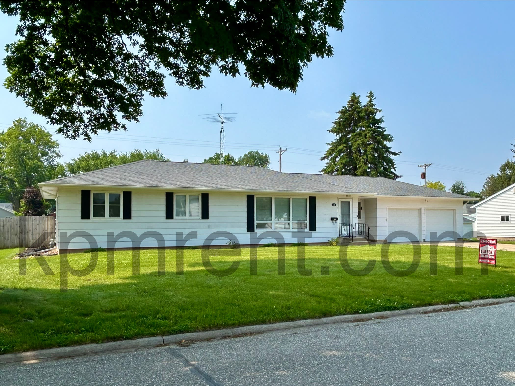 720 Poplar Street – photo 1