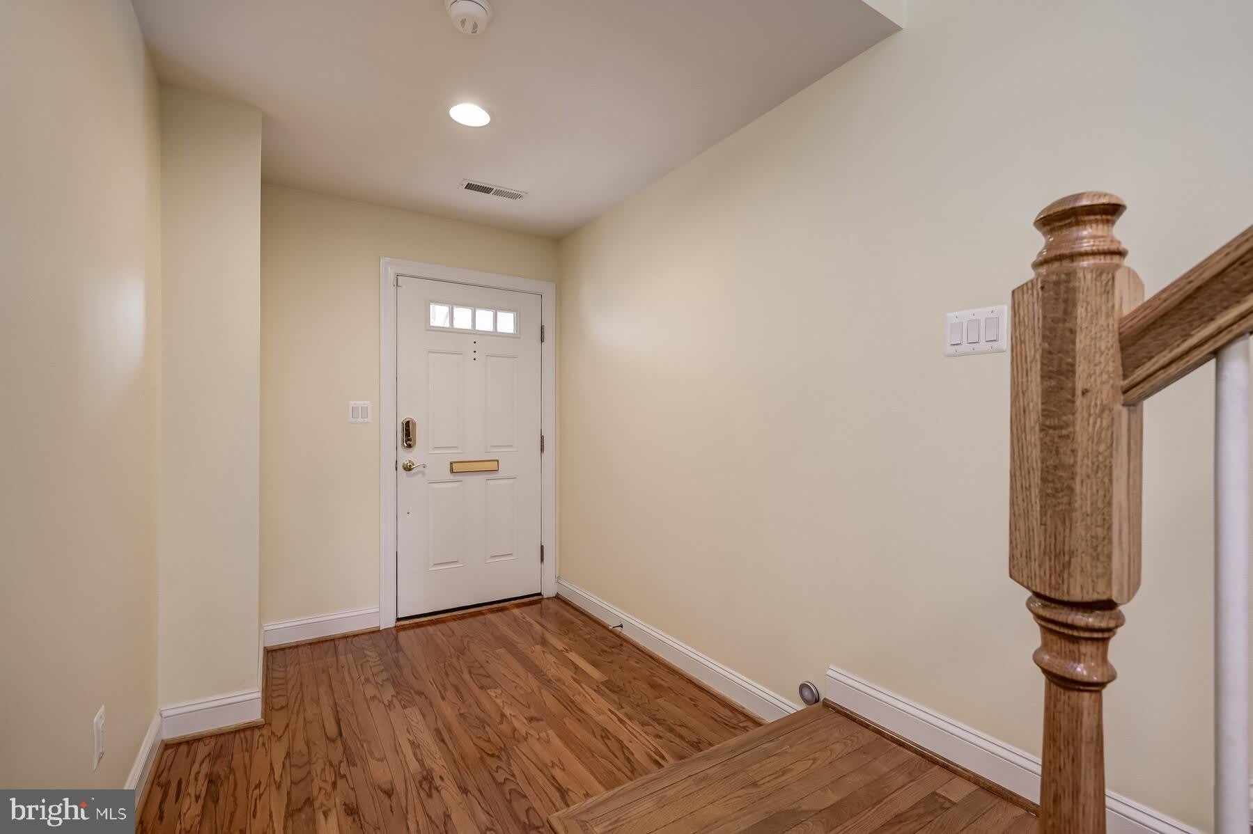 1236 HARBOR ISLAND Walk – photo 3