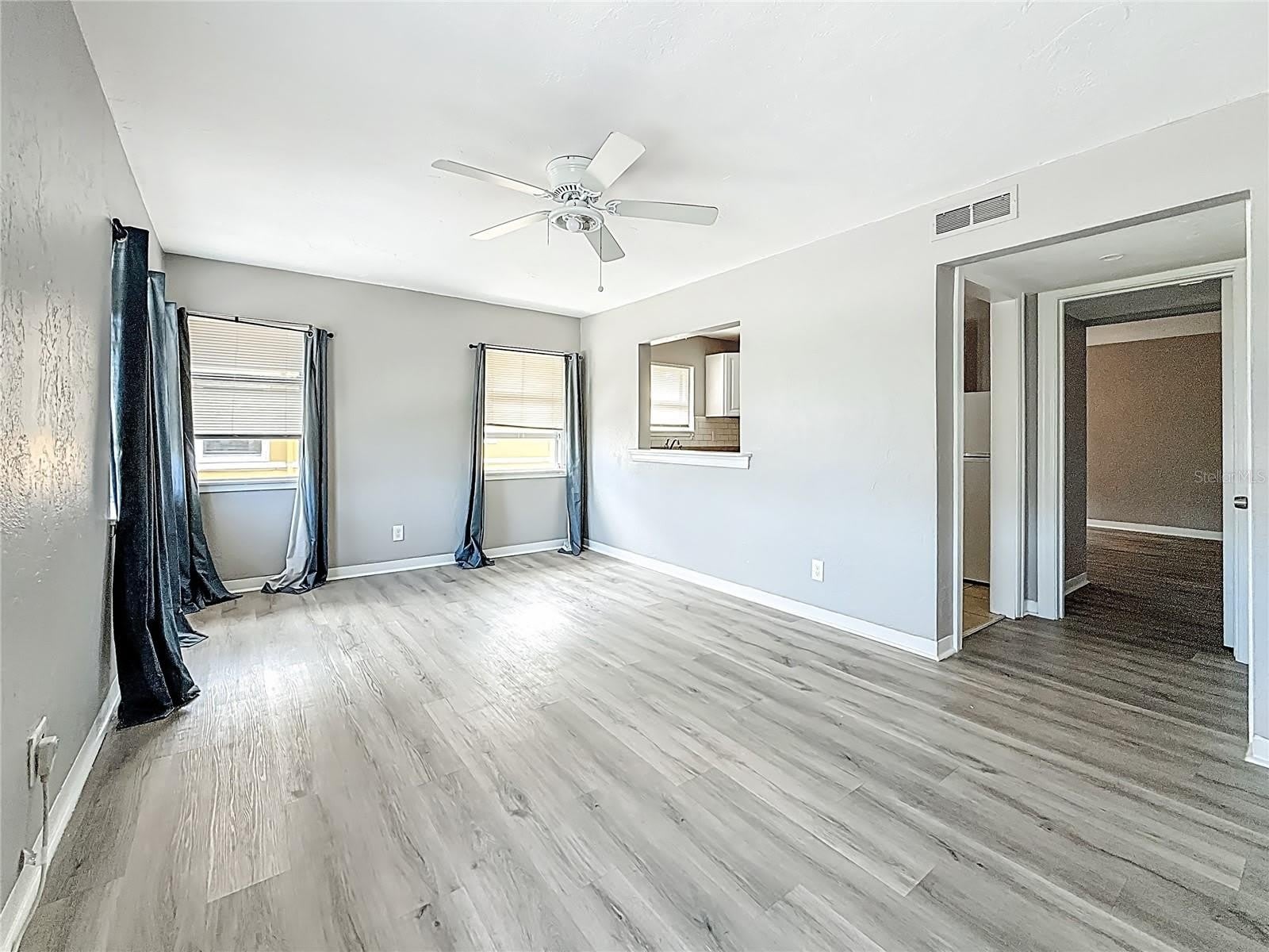 107 154TH Avenue – photo 3