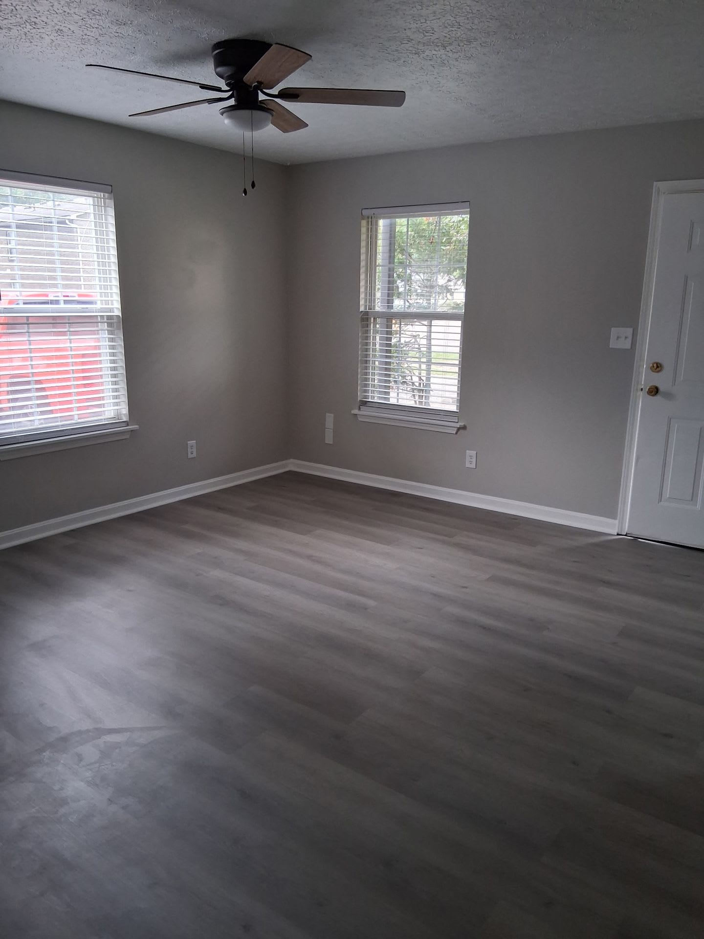 Newly Renovated New Ownership – photo 2