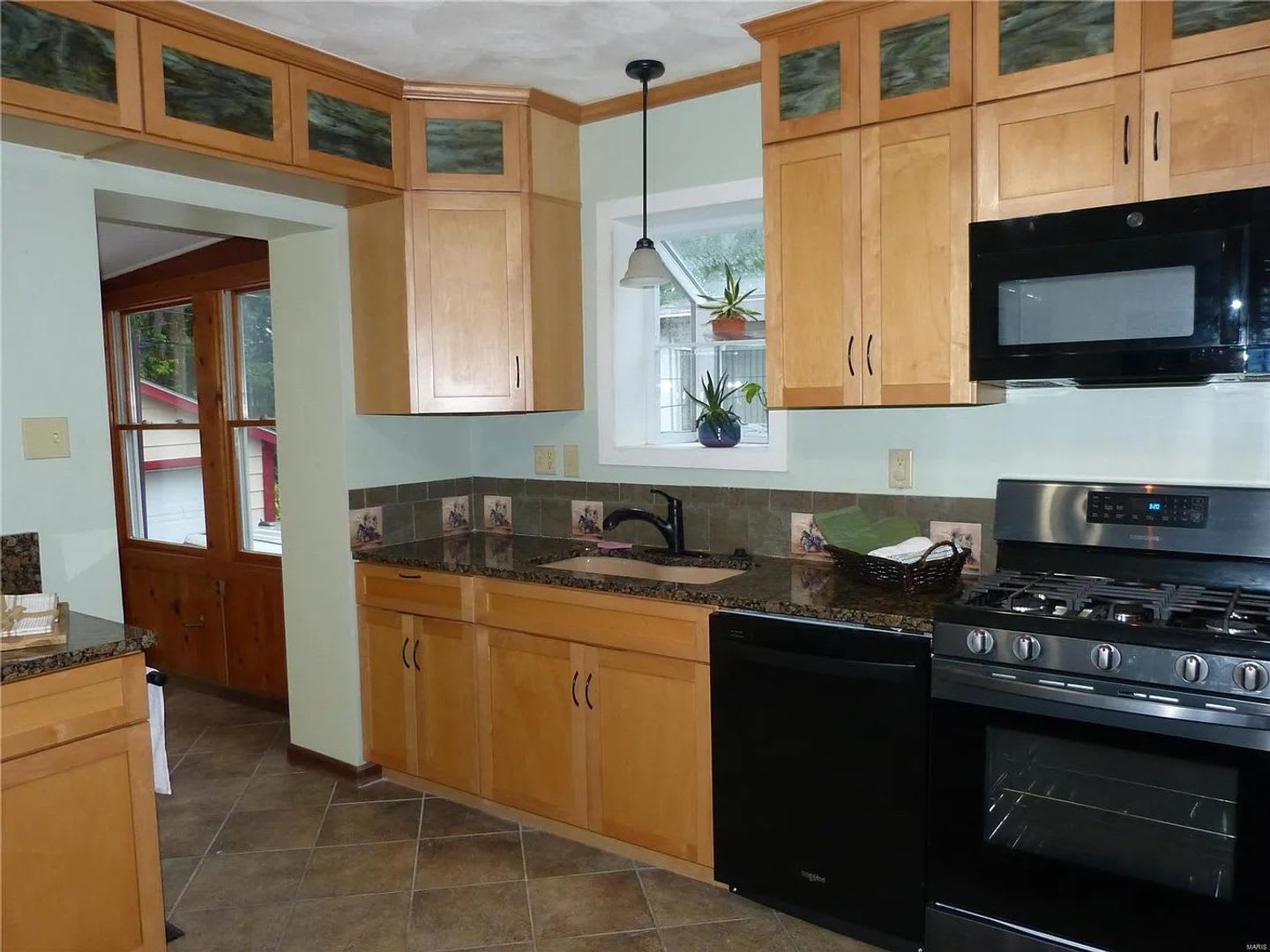 Wilbur Park/ Afton Area Home w/ 2 car garage – photo 5