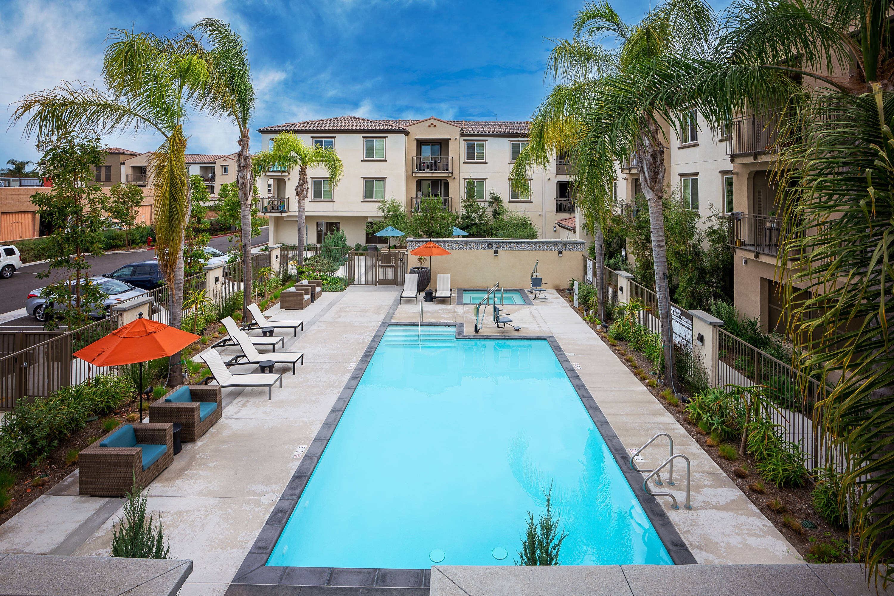 Los Alamitos Luxury Apartments – photo 1