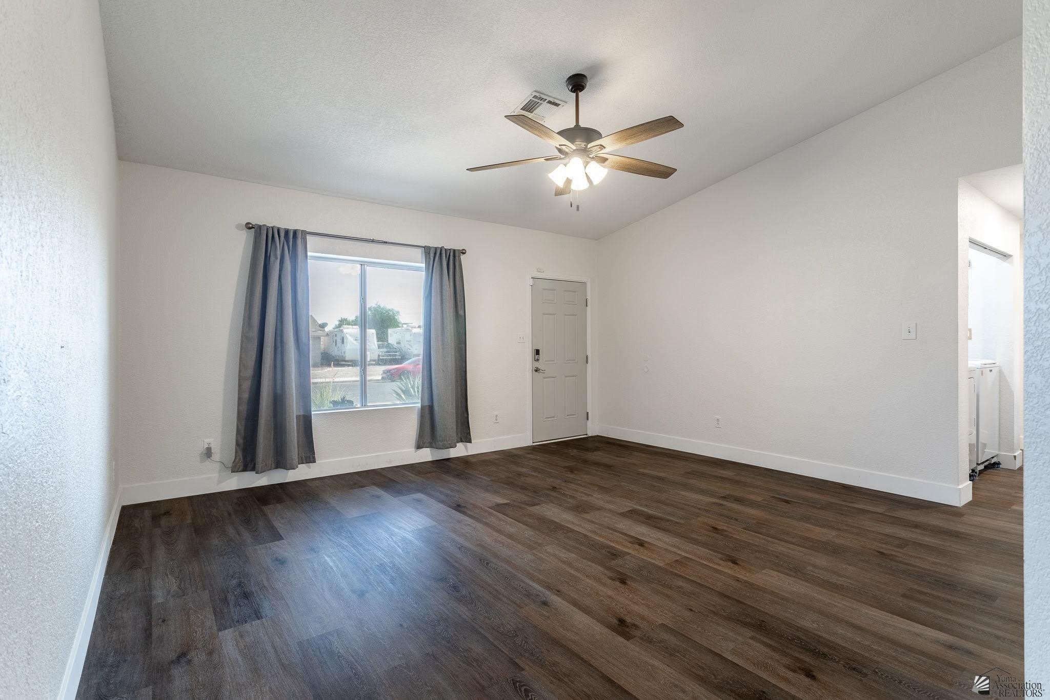 6088 E 40 LN – photo 5