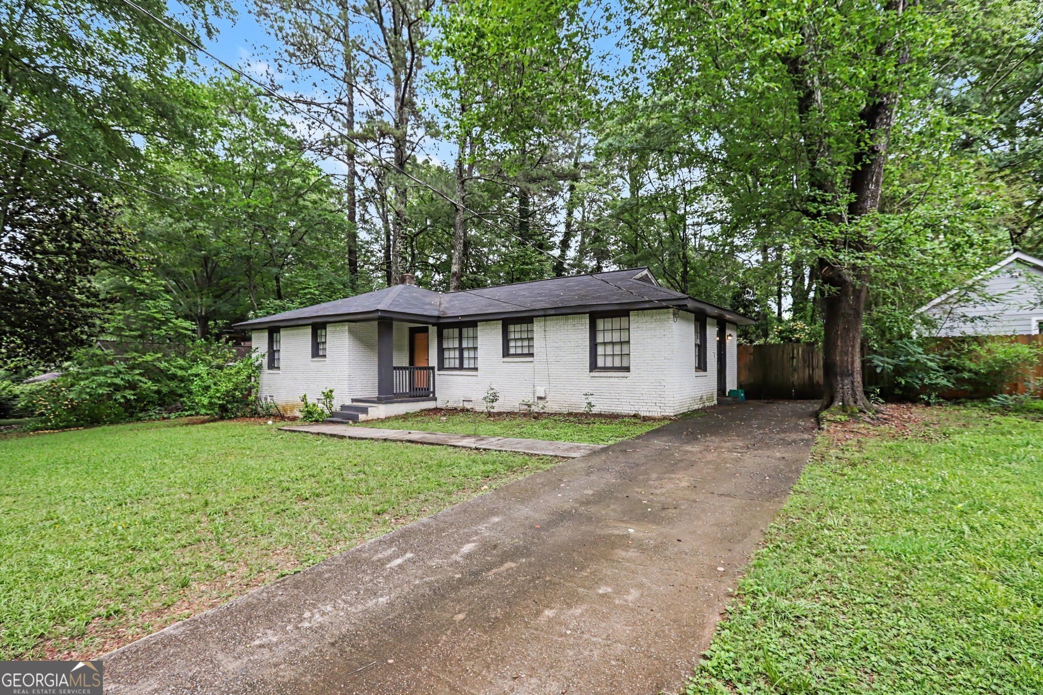3743 Poplar Drive – photo 2