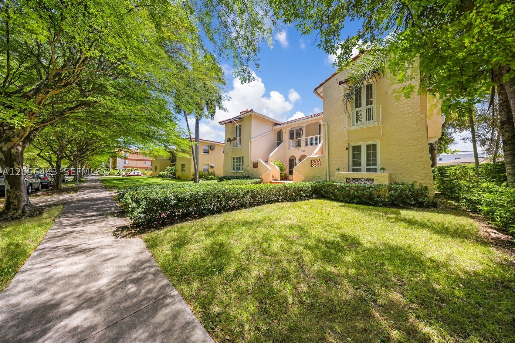 902 Salzedo St – photo 3