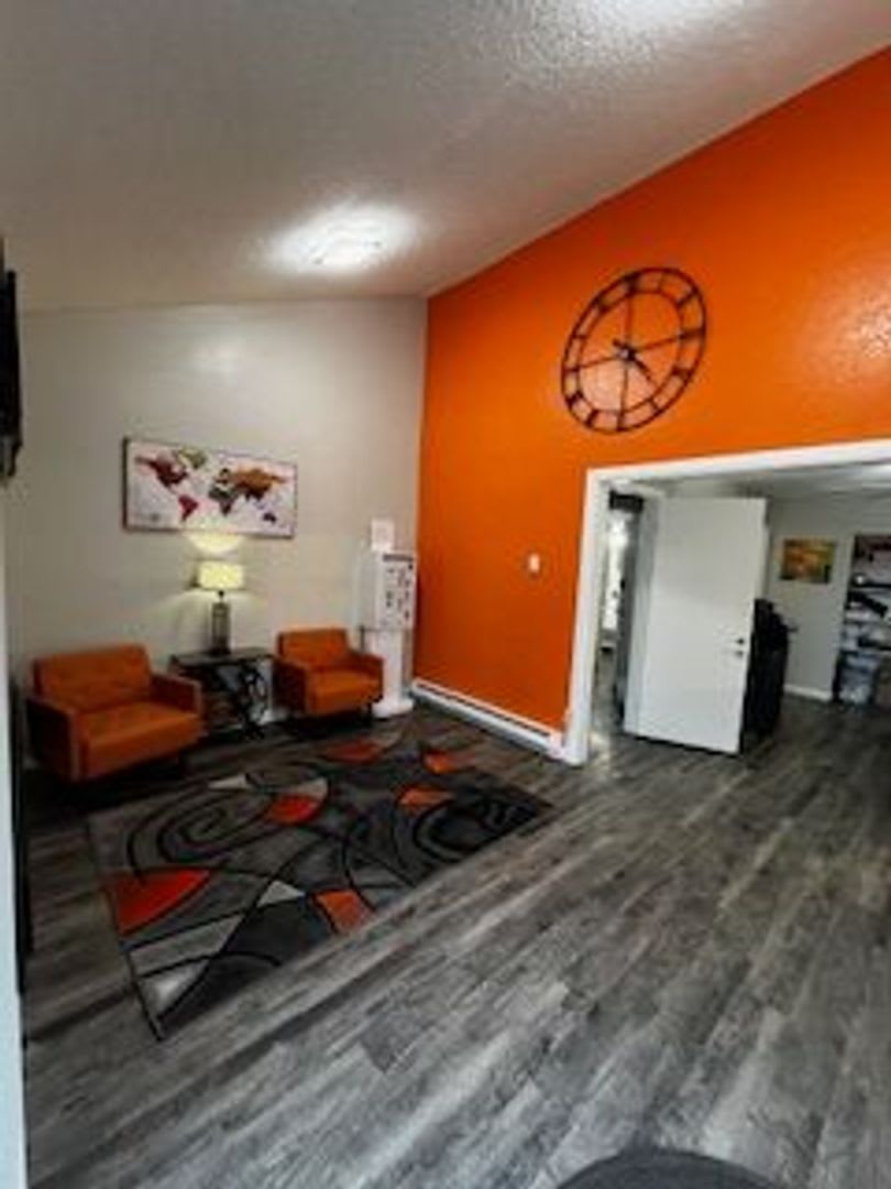 **MOVE IN SPECIAL** $500 off the rent Come and apply today!! – photo 2
