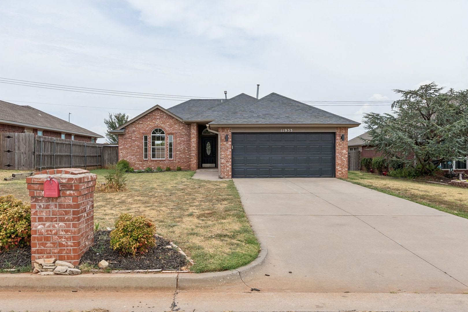 11933 NW 7th St – photo 1