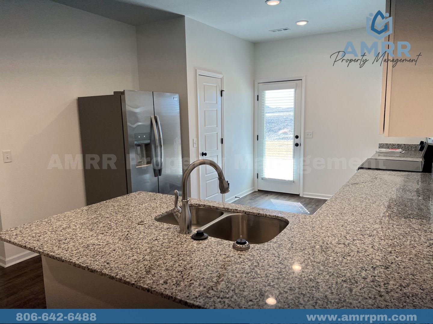 New 3 Bedroom Townhome In Duenweg – photo 1