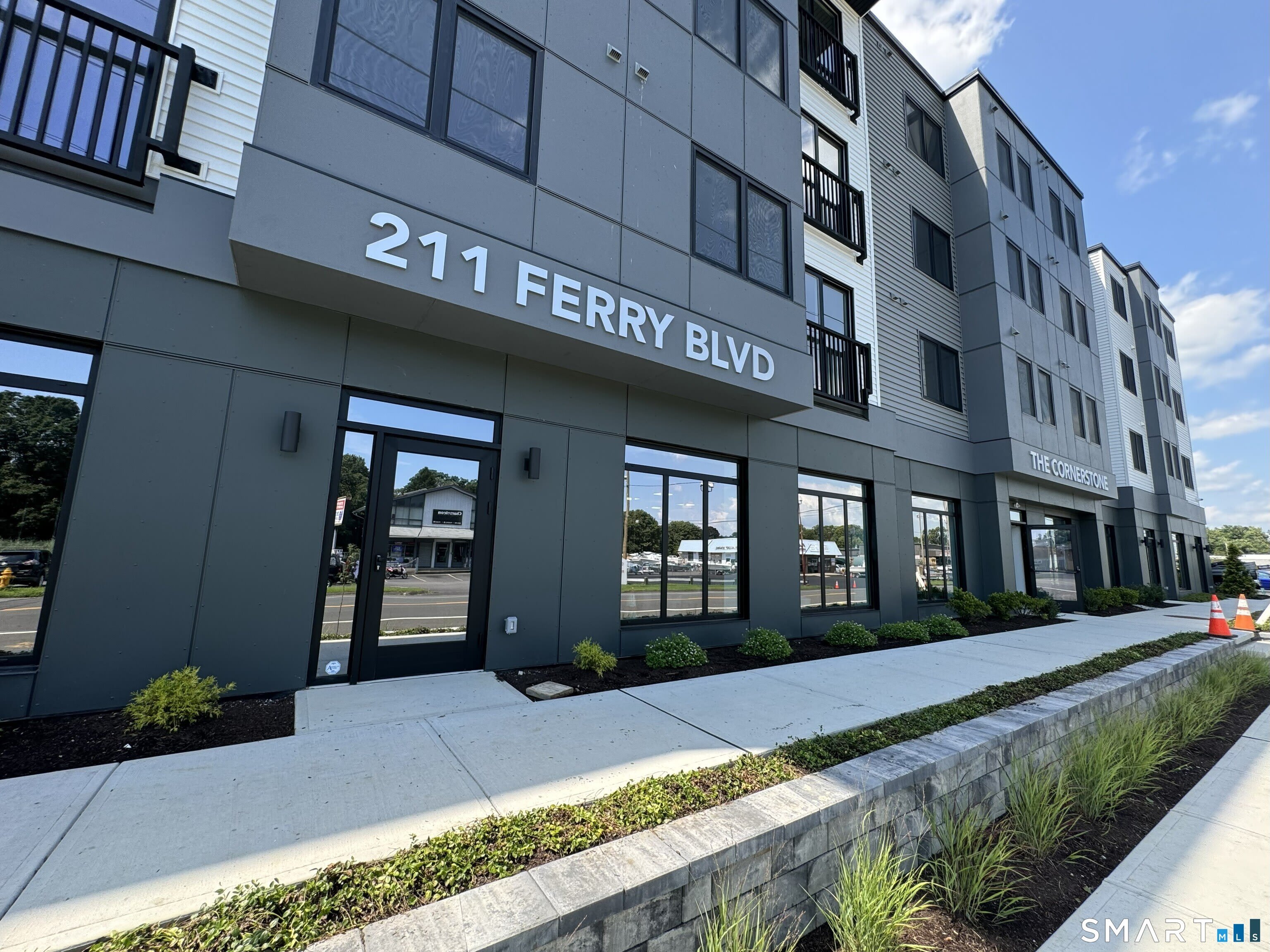 211 Ferry Boulevard – photo 2