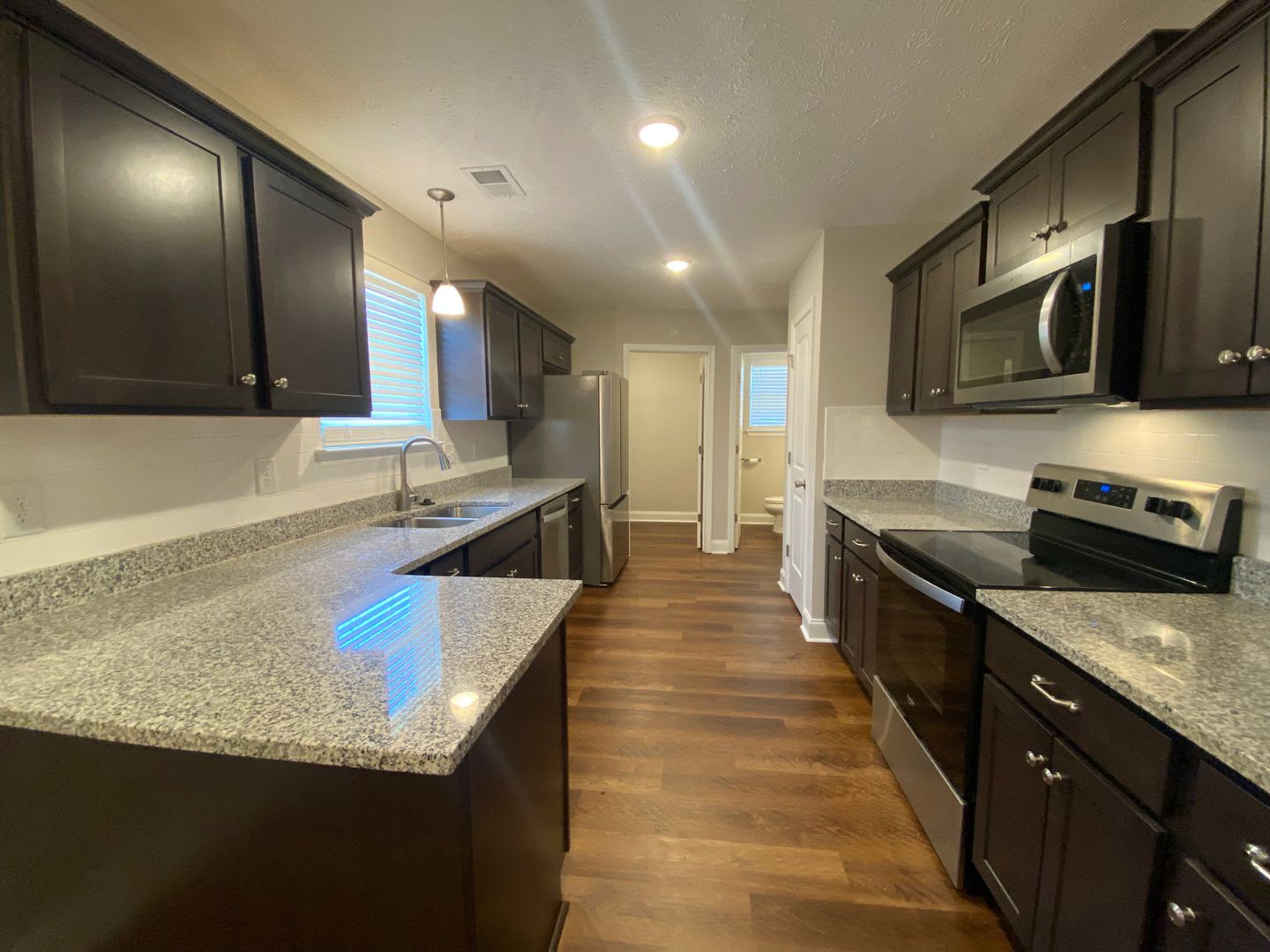 Like New Home for Rent – photo 4
