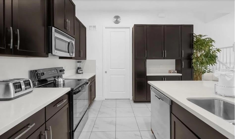 450 CAPTIVA Drive – photo 4