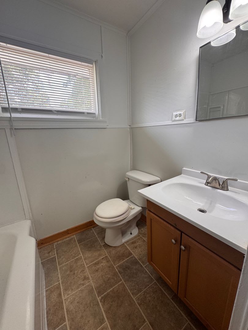 413 Dell Dr Thomson Ga 1200 Rent Month – photo 5