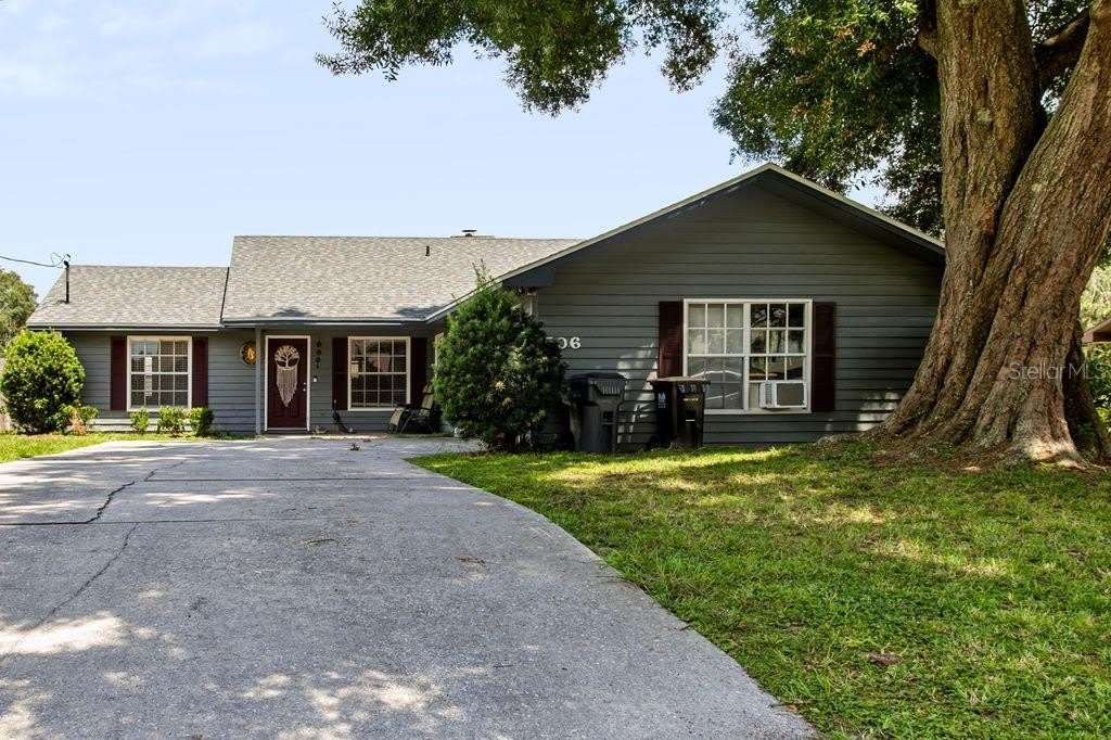 506 MANDY Street – photo 2