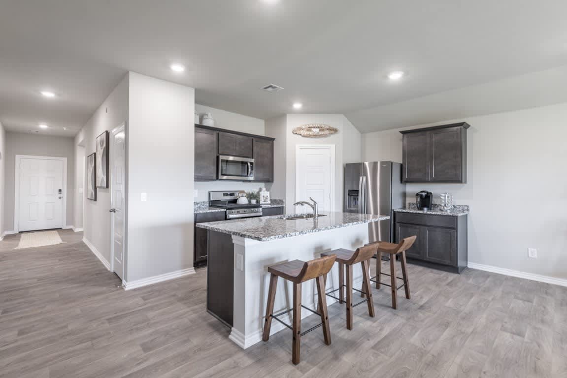 3501 Molly Dr – photo 4