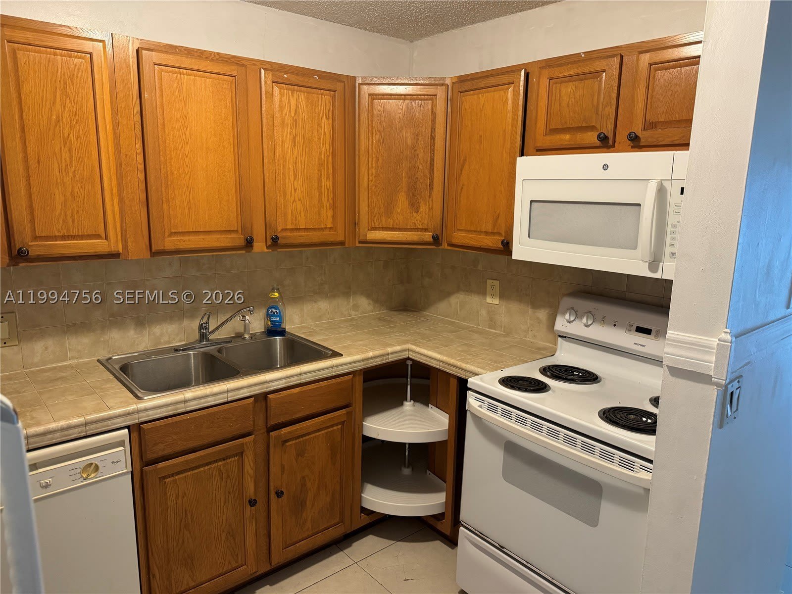 11380 Royal Palm Blvd – photo 5