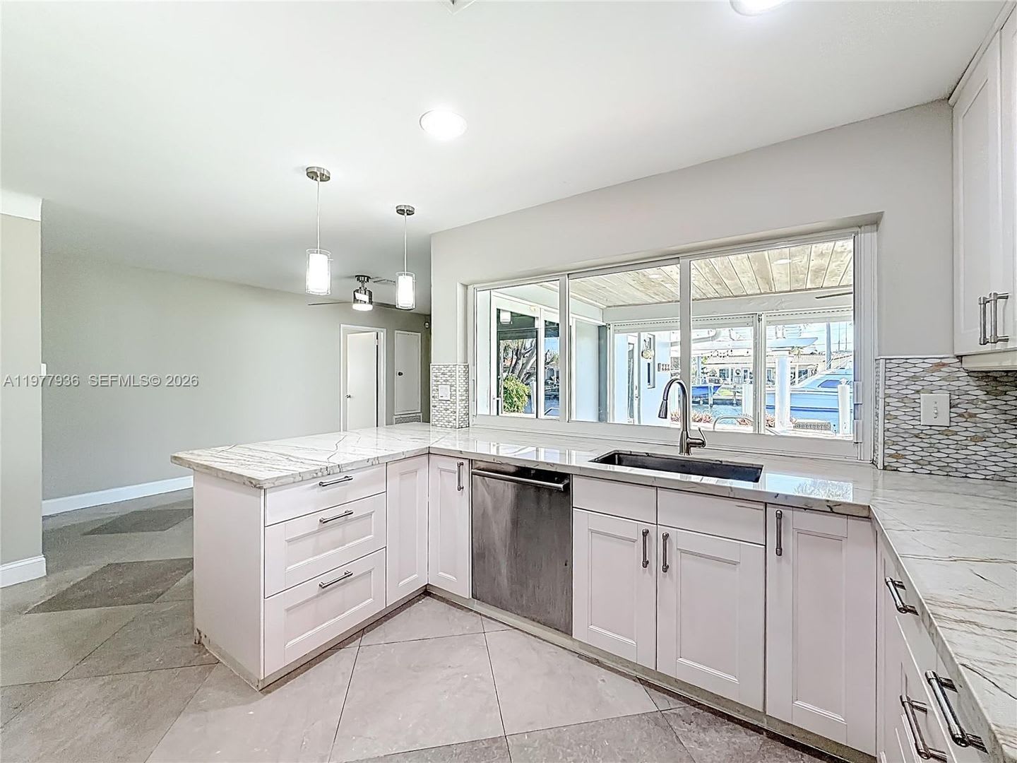 2770 NE 8th Court, Pompano Beach, FL 33062 – photo 4