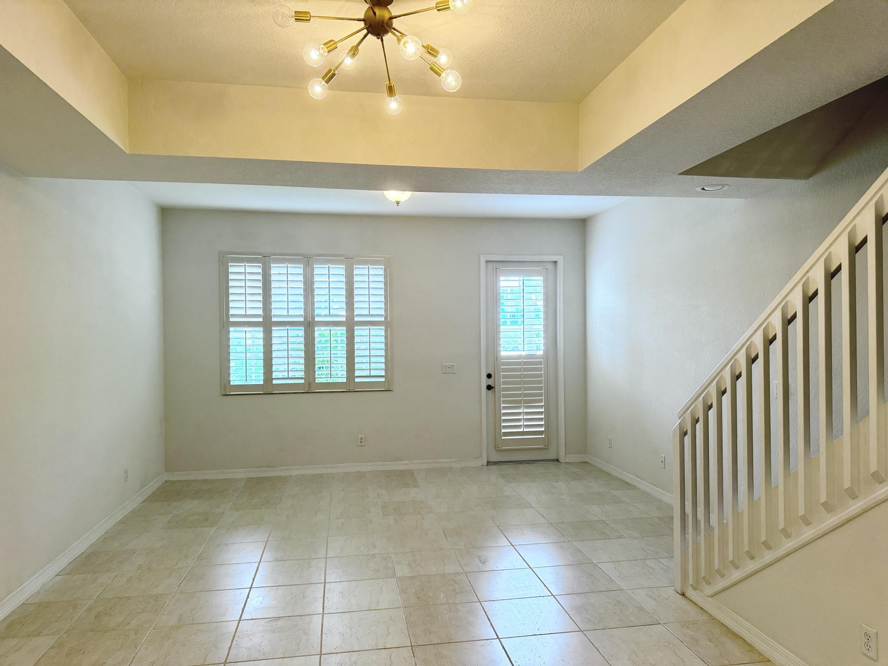 902 S Federal Highway – photo 3