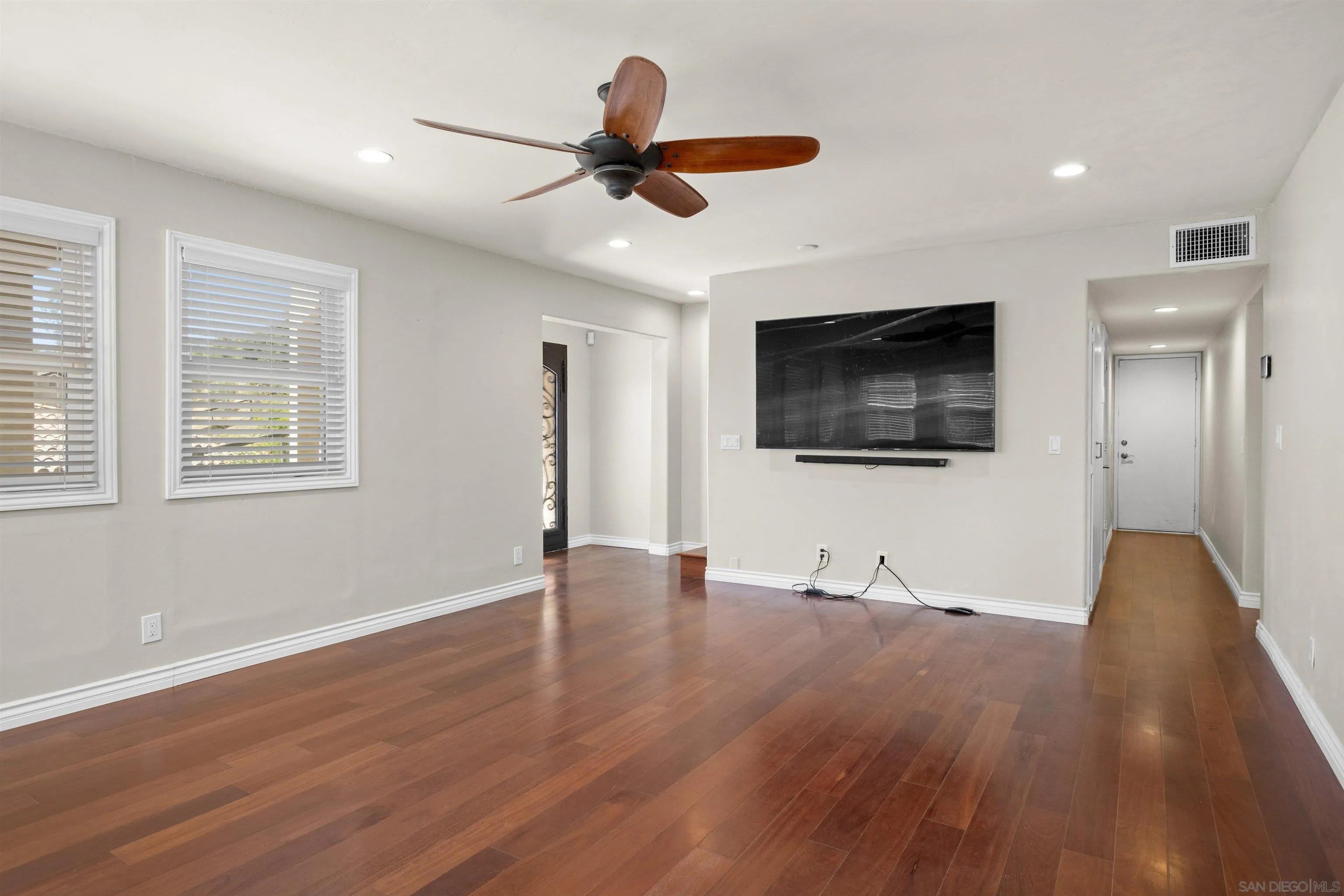 885 Eldorado Dr – photo 4