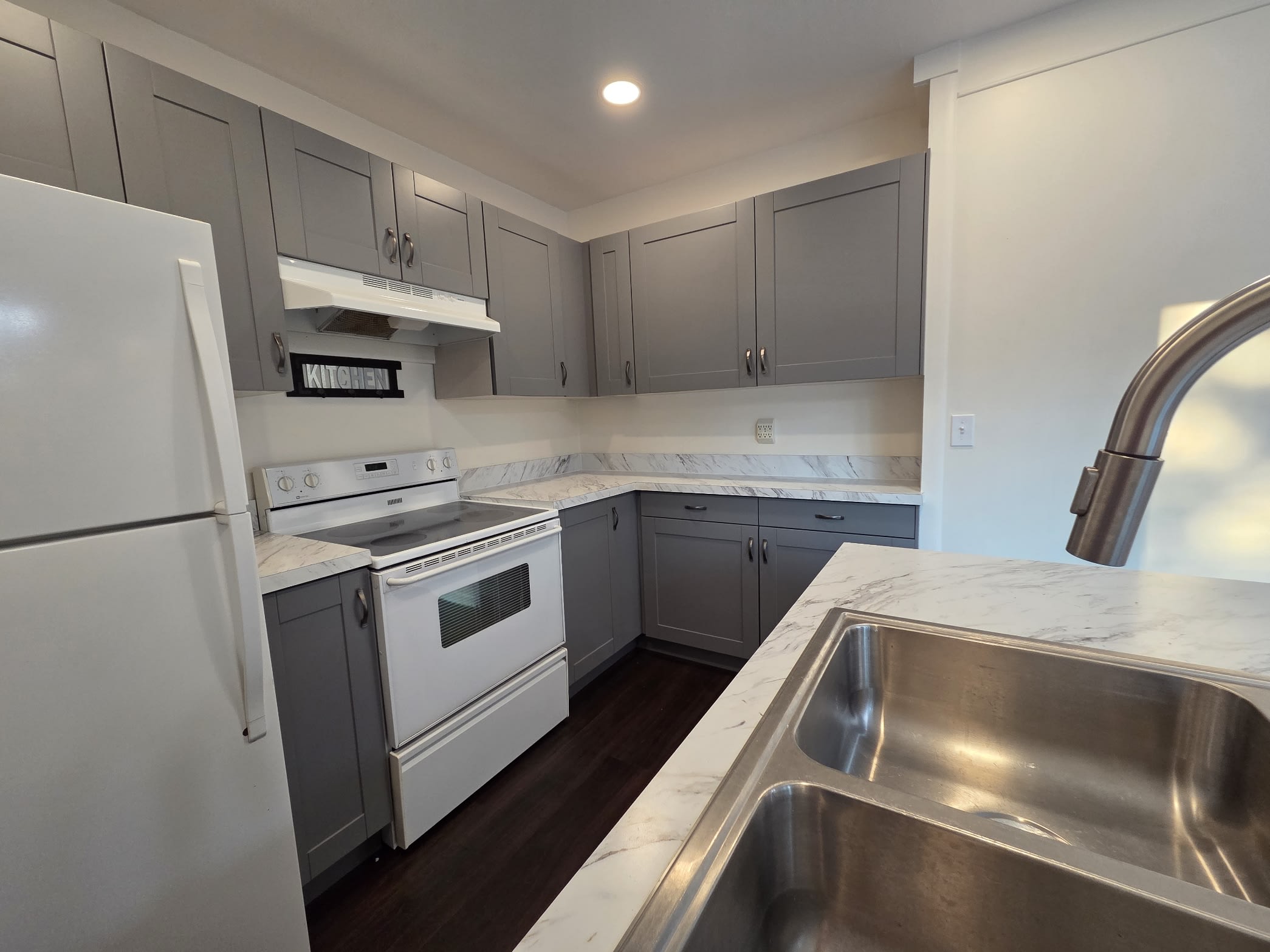 11975 Hall Road – photo 5