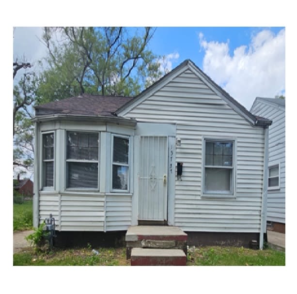 15757 Mark Twain Street – photo 1