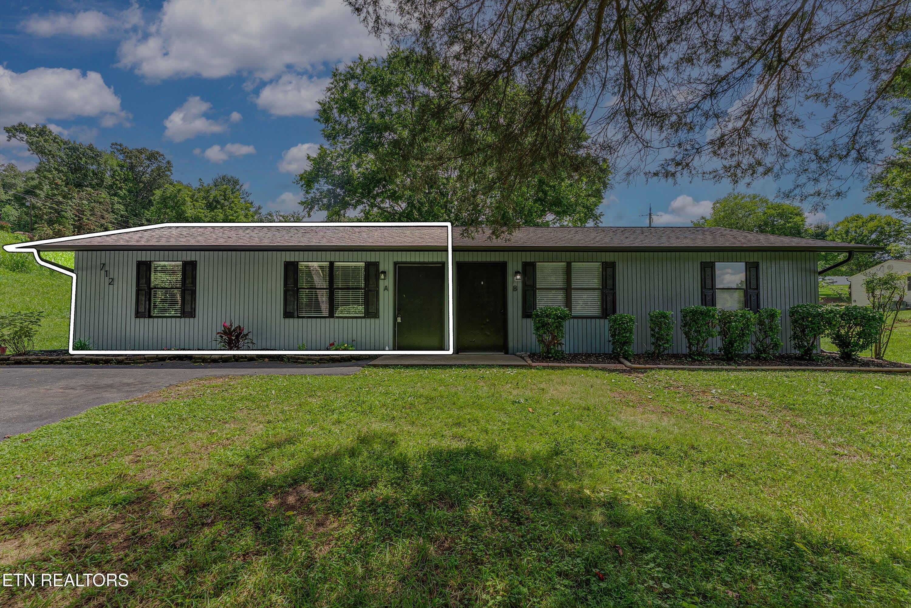 712 Cooper Rd – photo 3