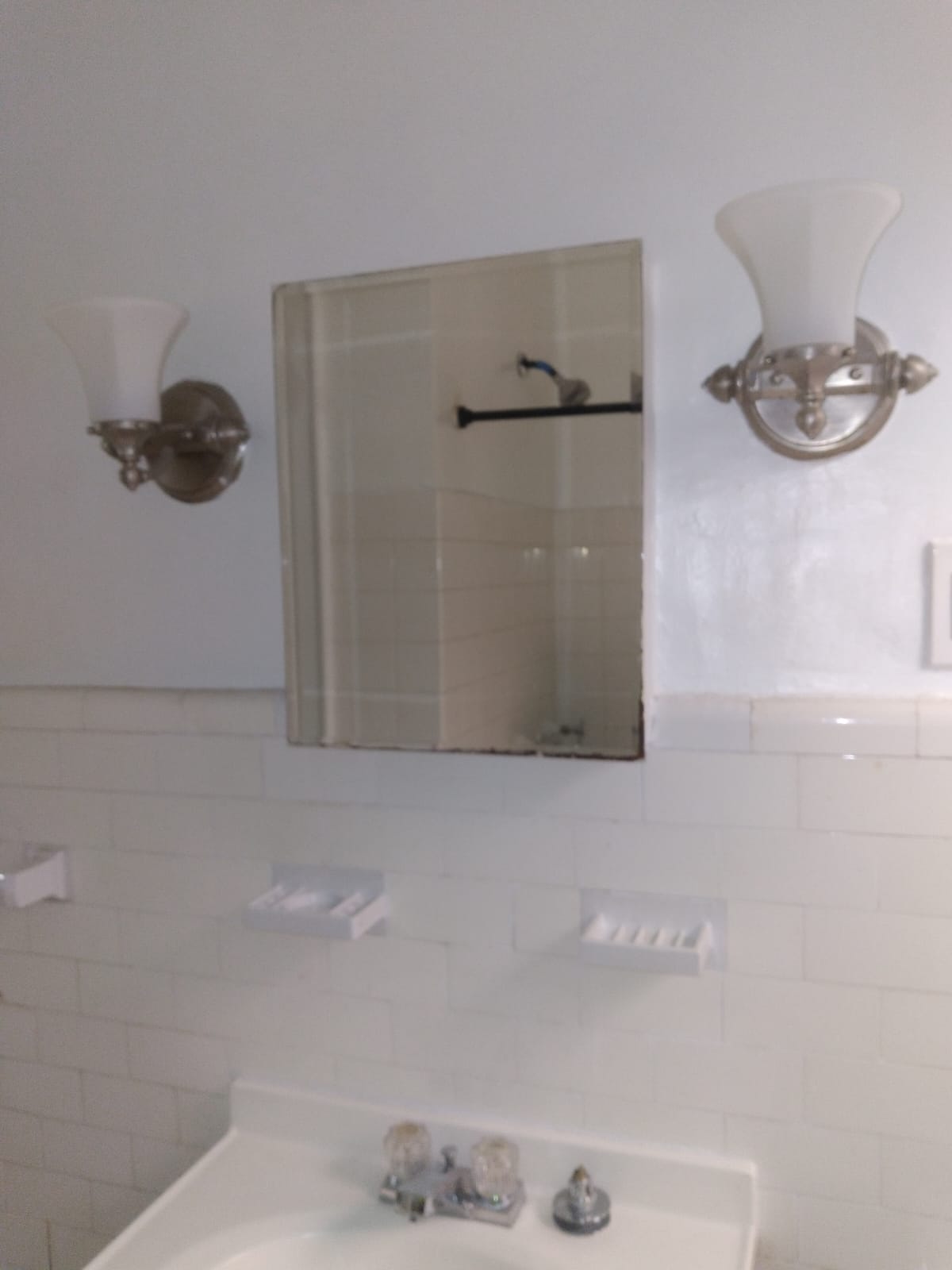 827 Elm St Apt A2 – photo 3