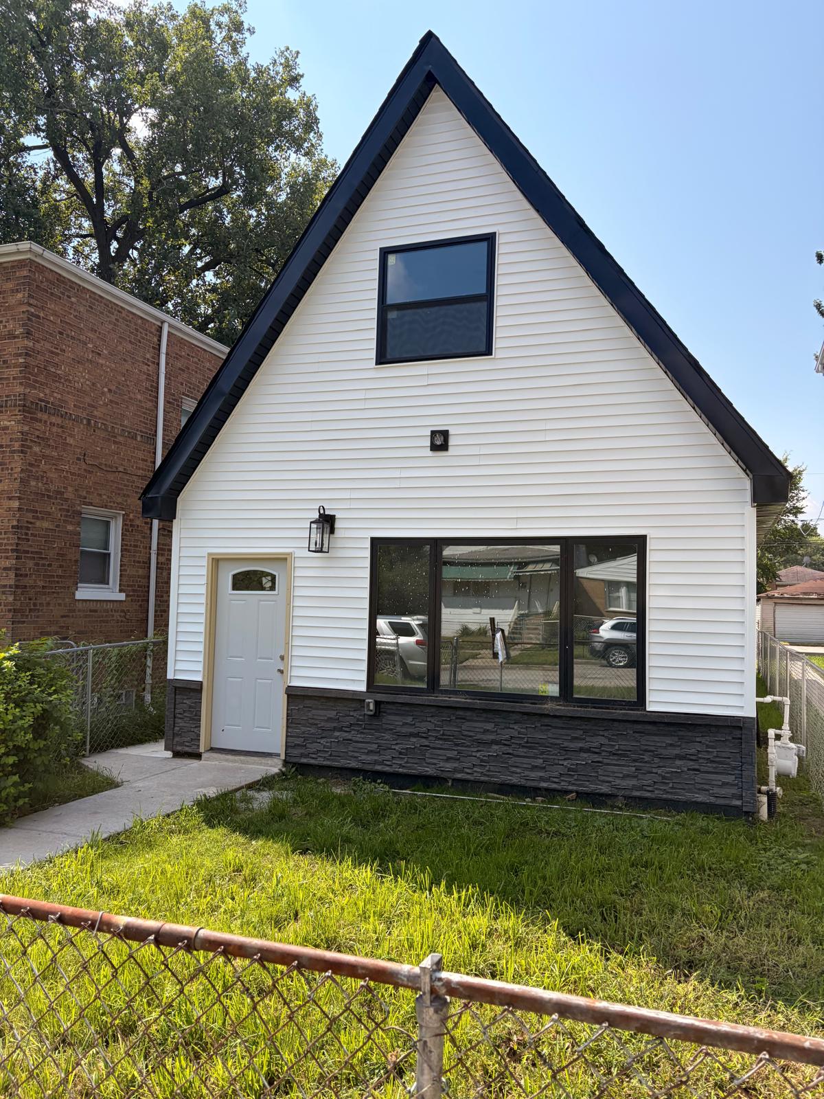 1345 West 109th Place – photo 1