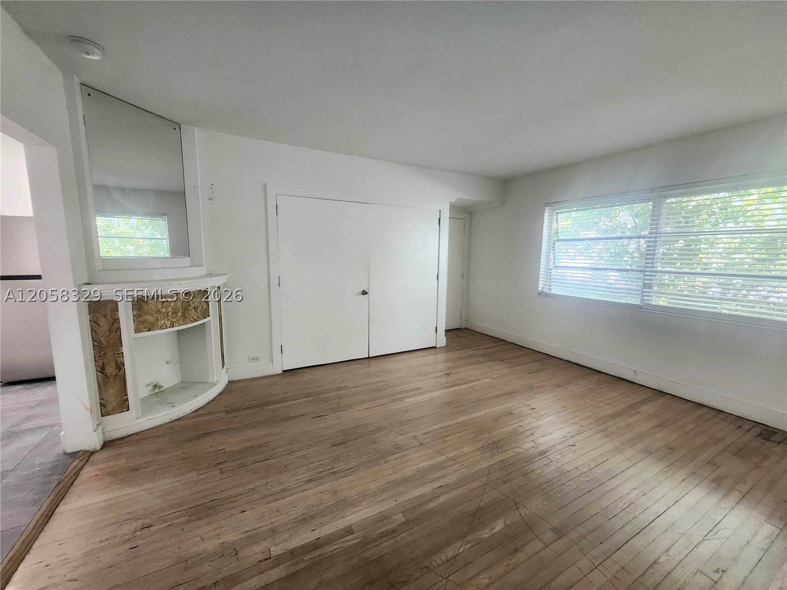 1557 Euclid Ave – photo 5