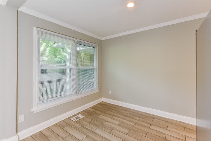 2023 Akron Drive Southeast – photo 4