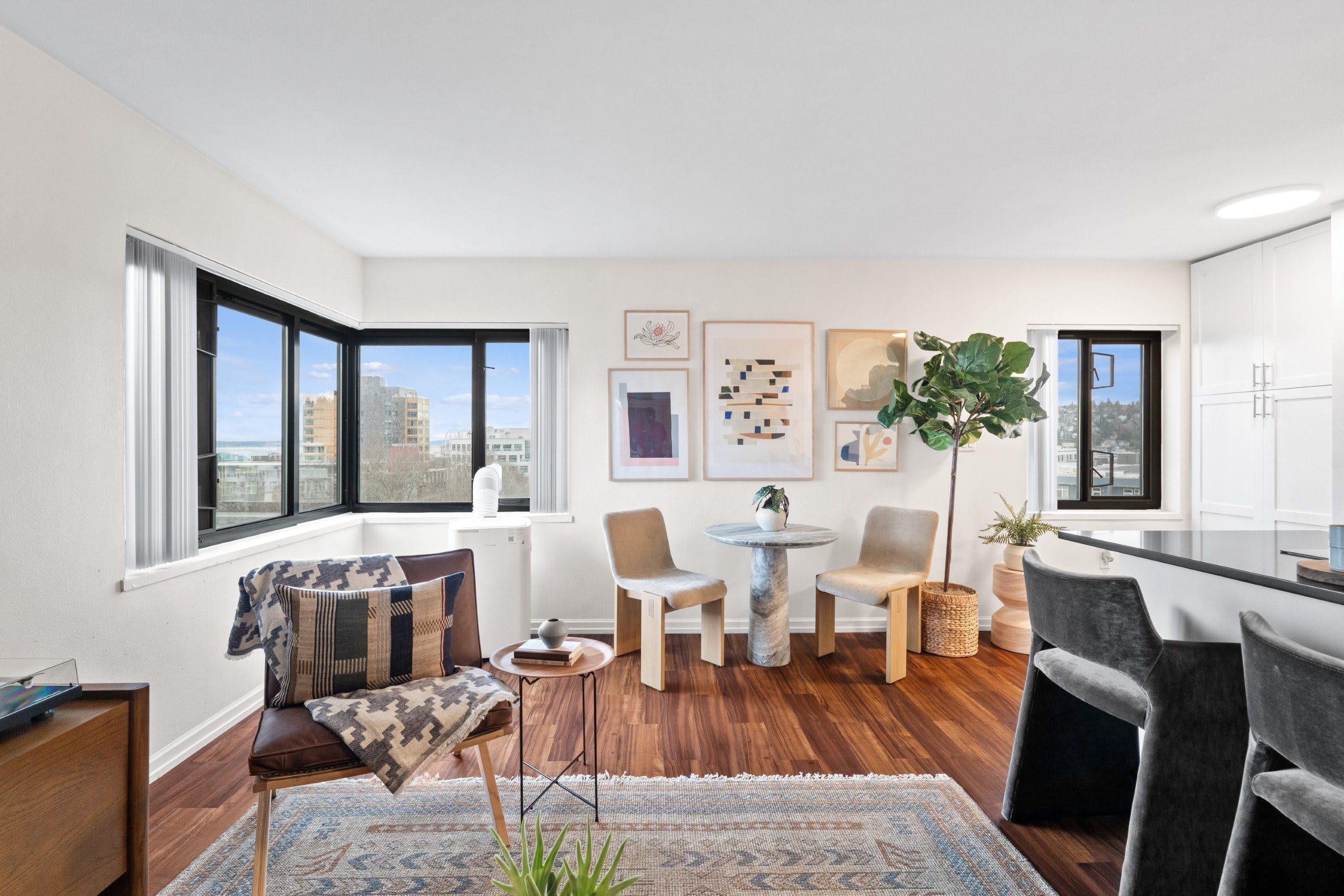 Skye Apartments – photo 2