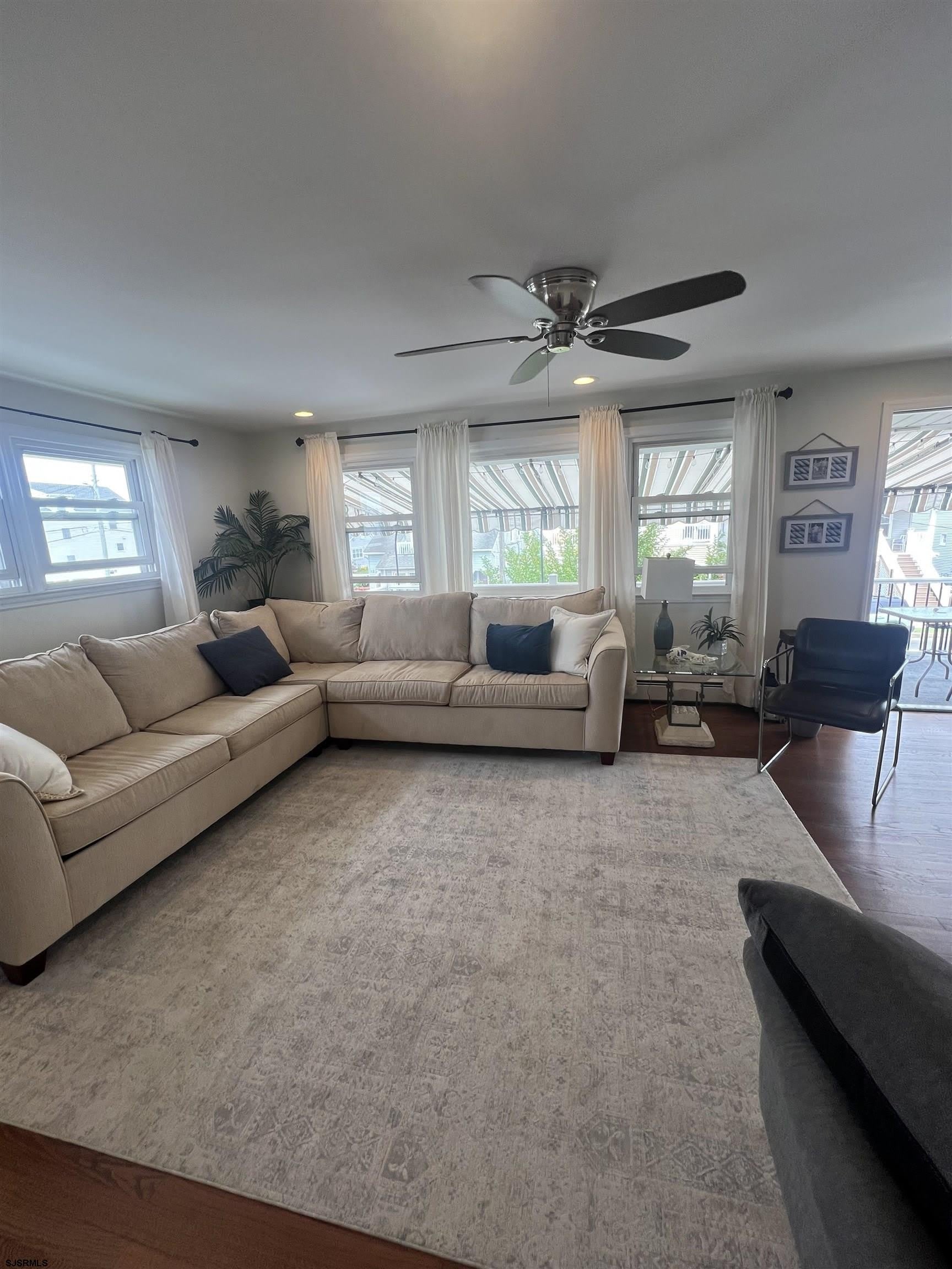 120 N Melbourne Ave – photo 2