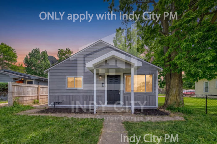 3209 East 26th Street – photo 1