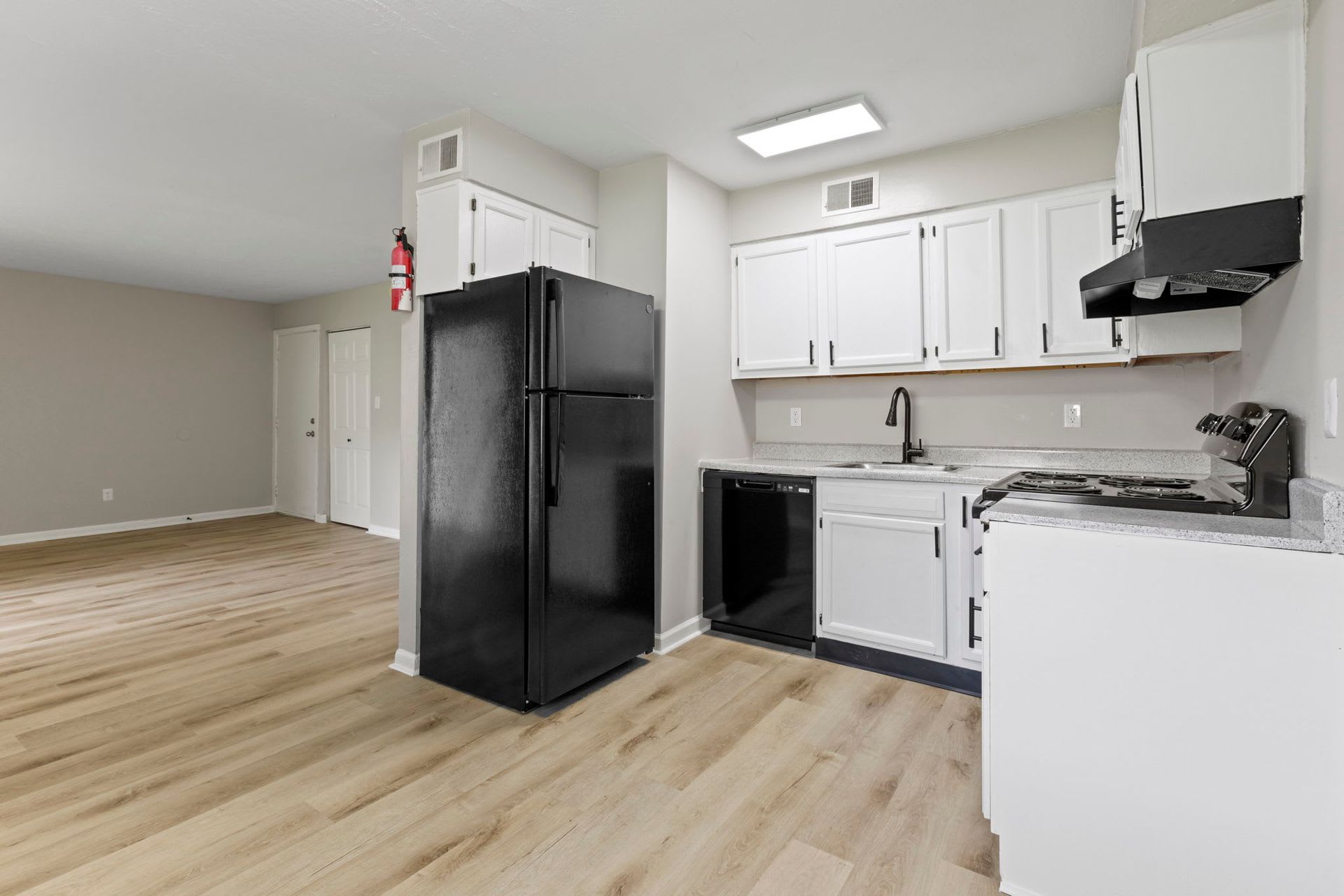 The Hills Apartment Homes – photo 2
