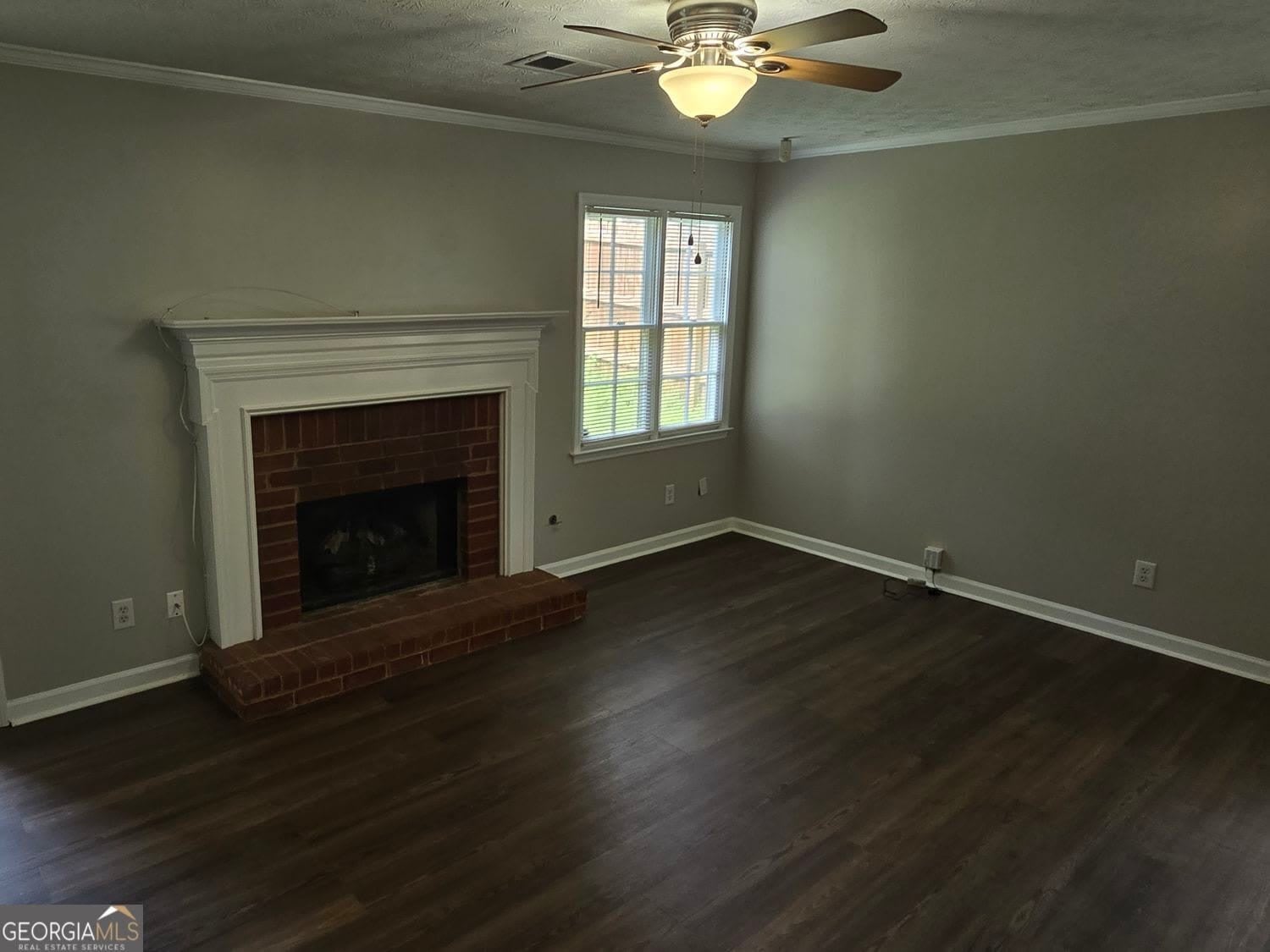 724 Jamie Way NE – photo 5