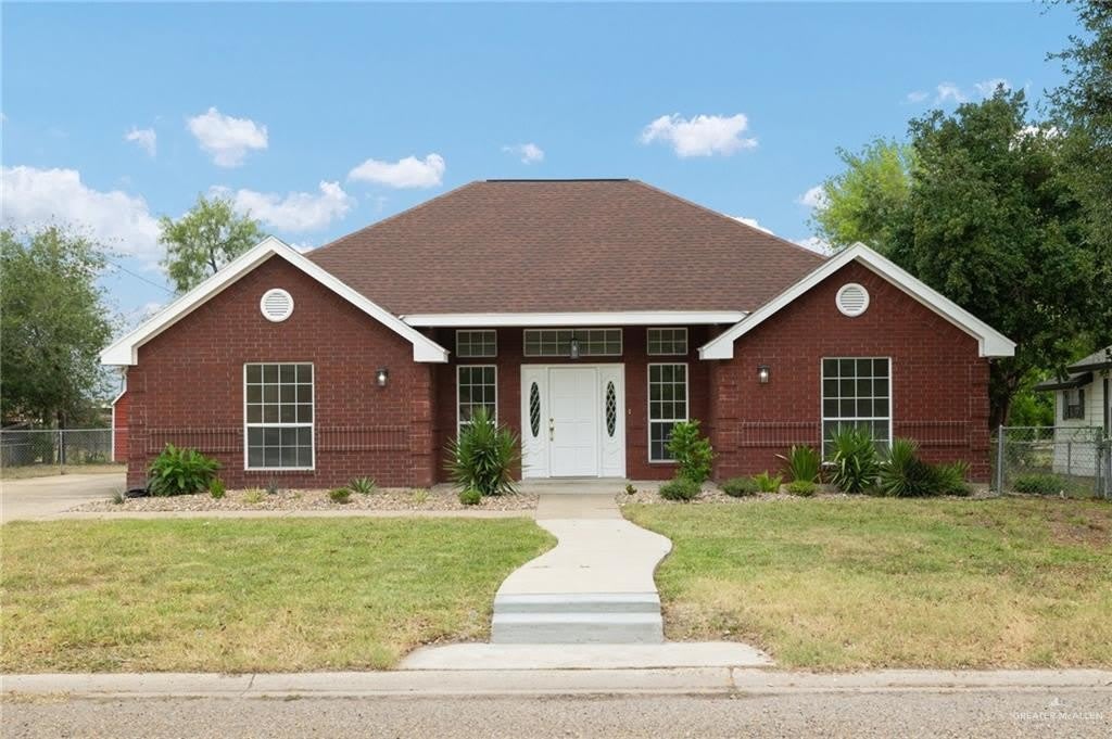 2403 Sunset Lane – photo 1