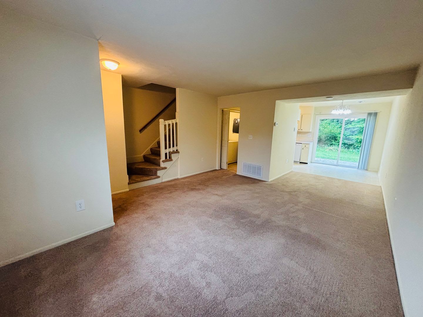 2 Bedroom 1 5 Bath Townhouse – photo 5