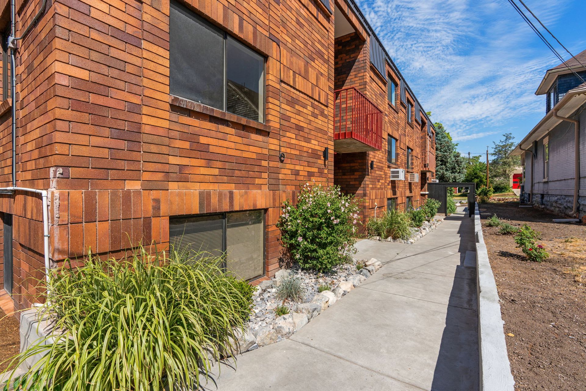 Welcome To The Hauser Apartments!!!! – photo 5