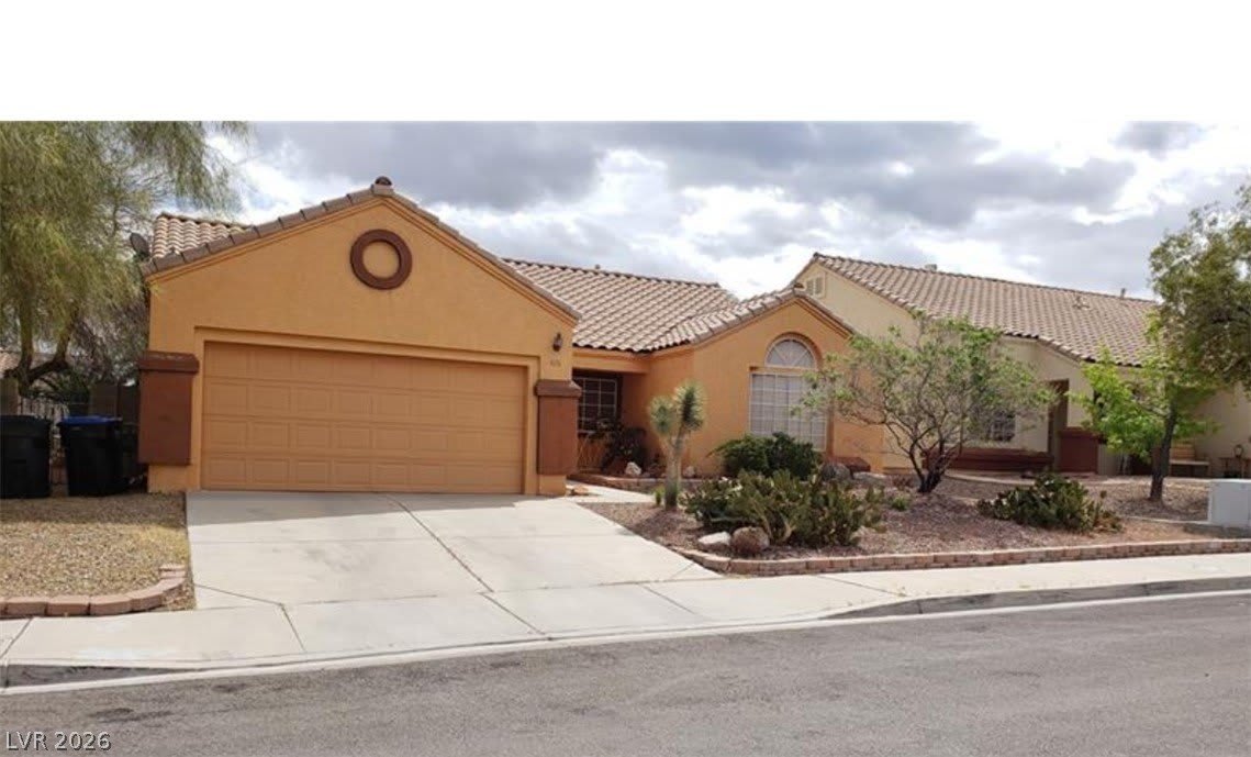 606 Lively Fiesta Way – photo 2
