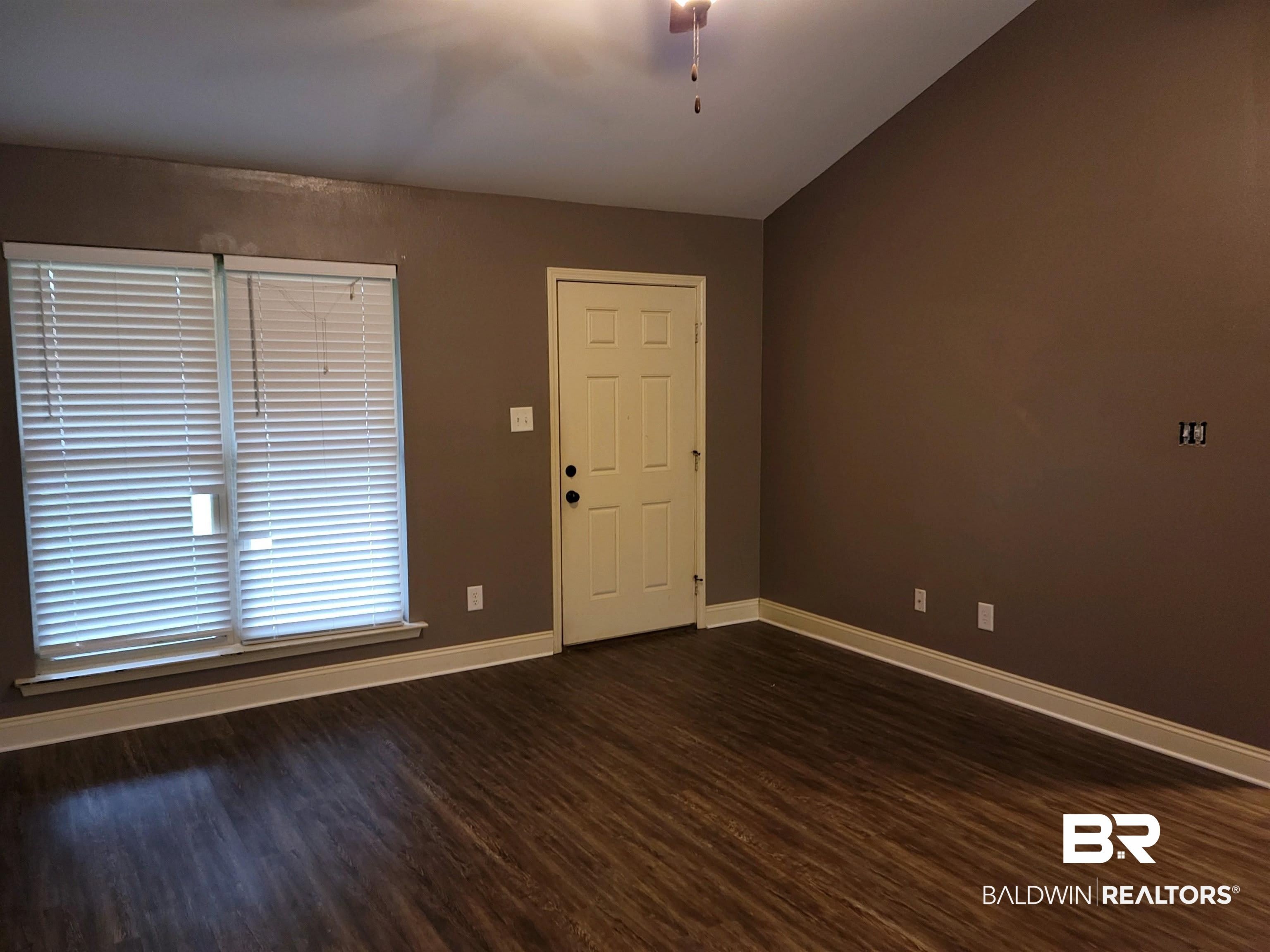 9530 W Fox Hunter Court – photo 2