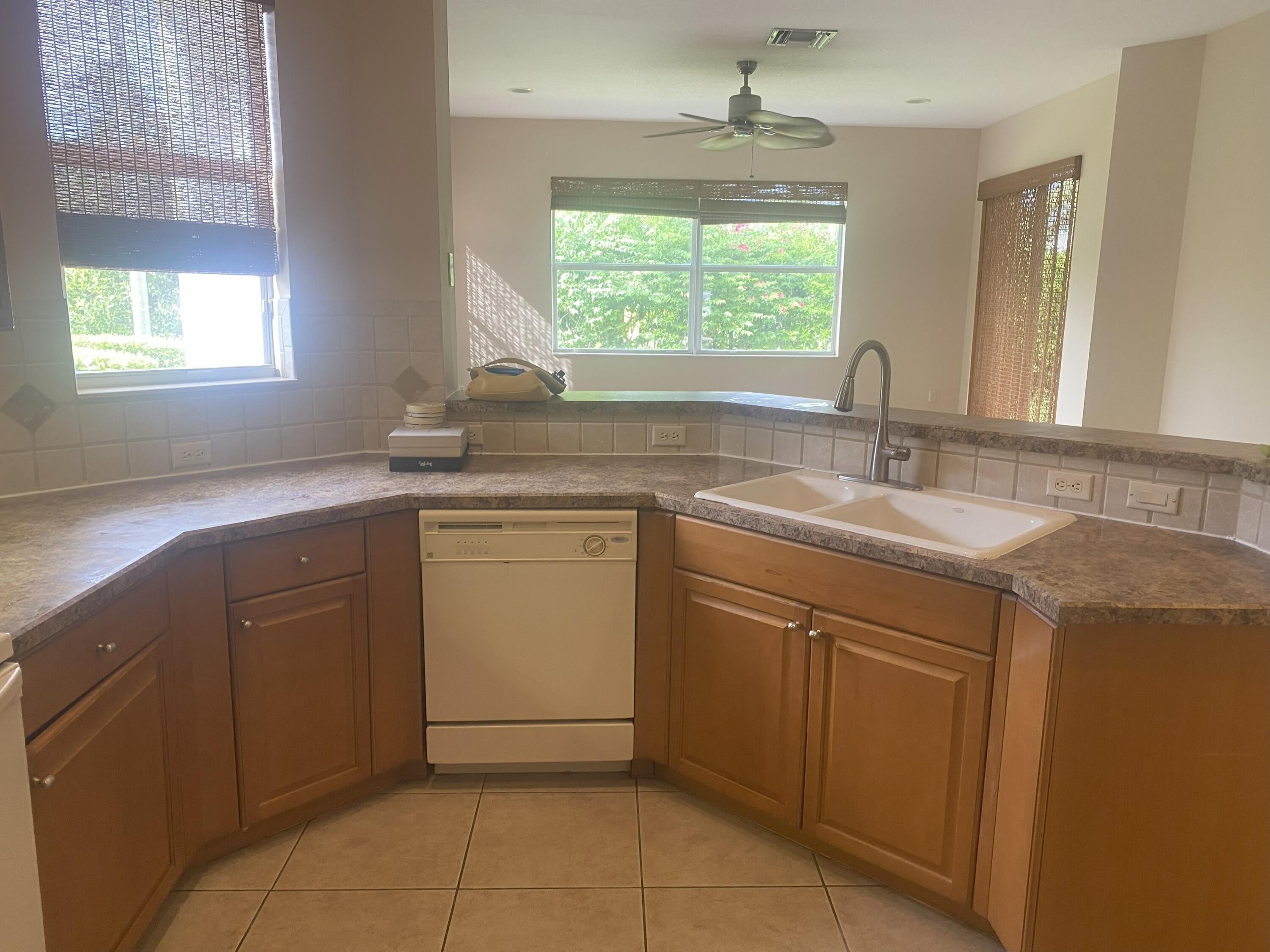 906 Mariner Bay Boulevard – photo 5