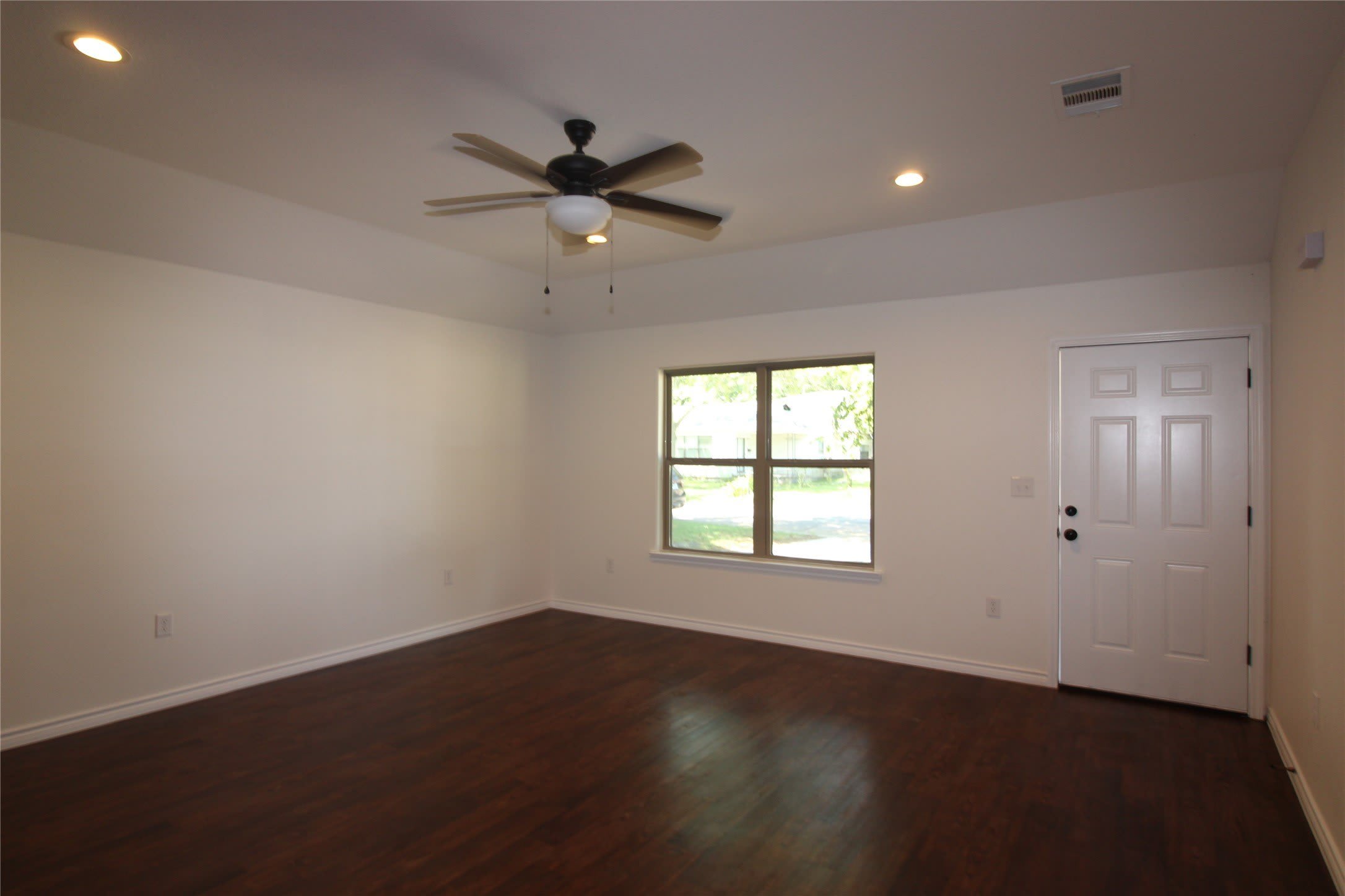 104 Boston Street – photo 2