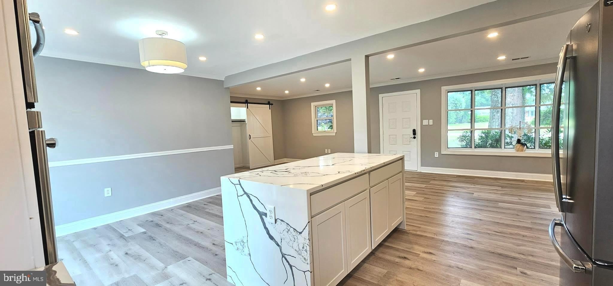 7538 CHERRY TREE Drive – photo 3