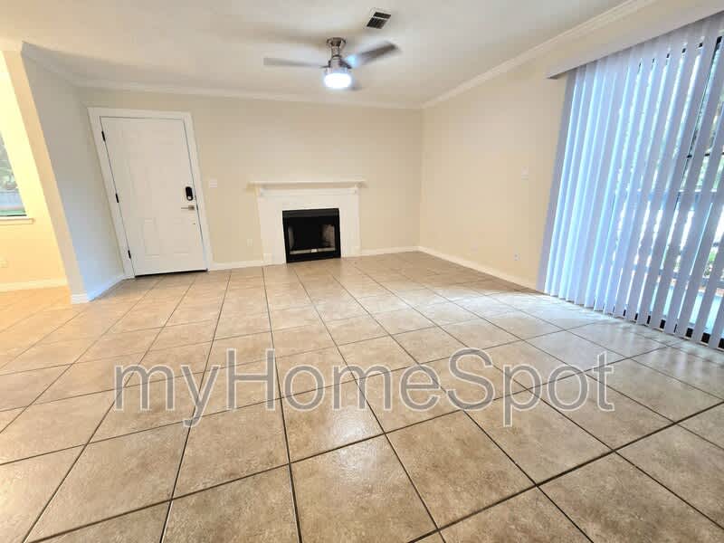 7225 W Fairfield Dr – photo 1