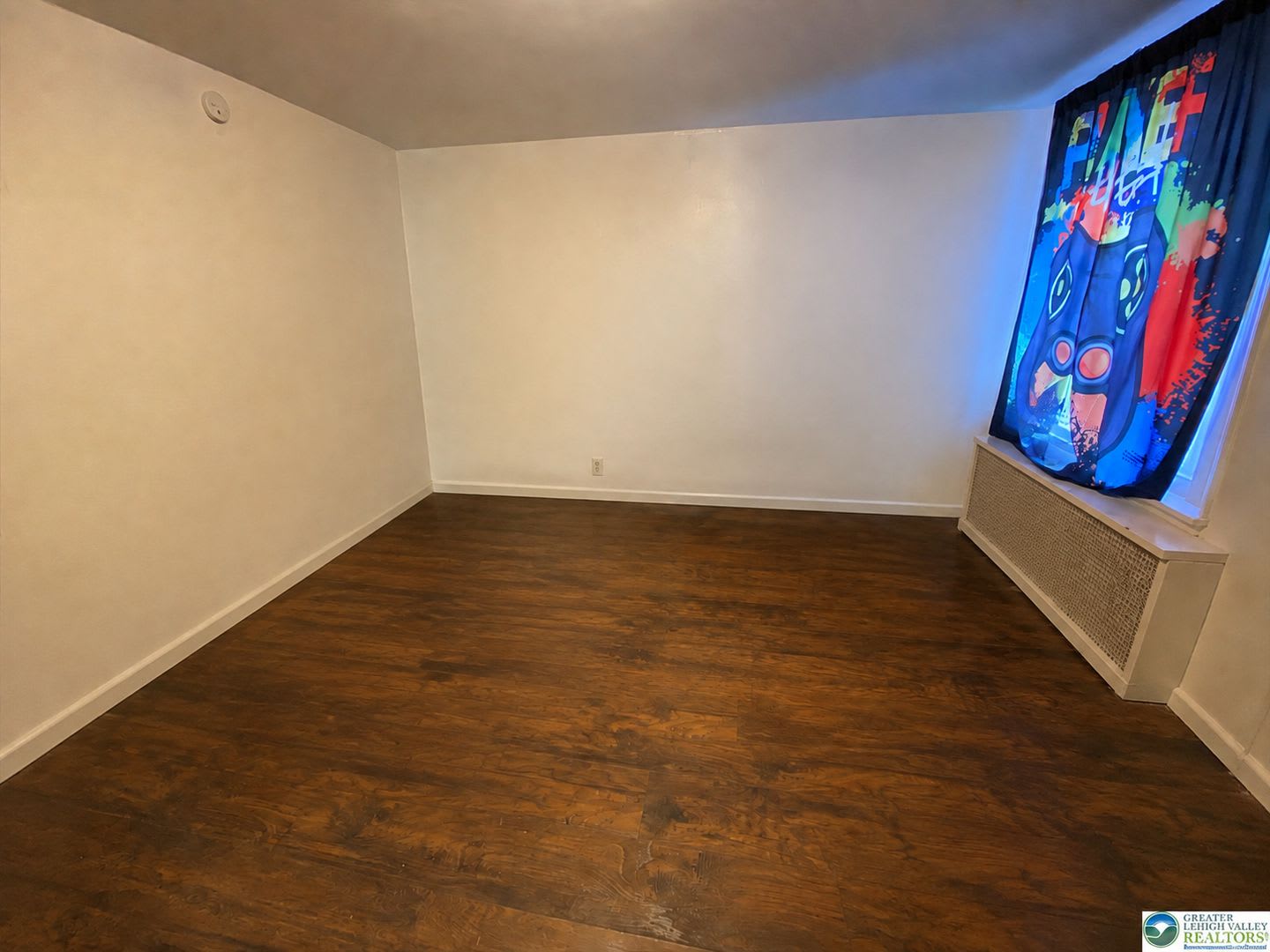 Cozy 2 bedroom allentown single home – photo 5
