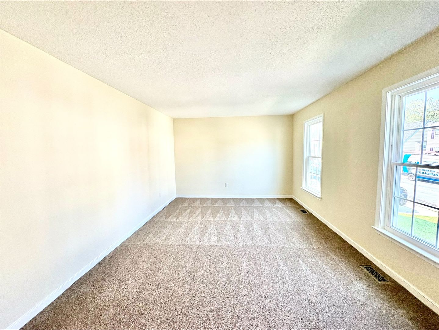 6207 Beaufont Hills Court, Richmond, VA 23225 – photo 2