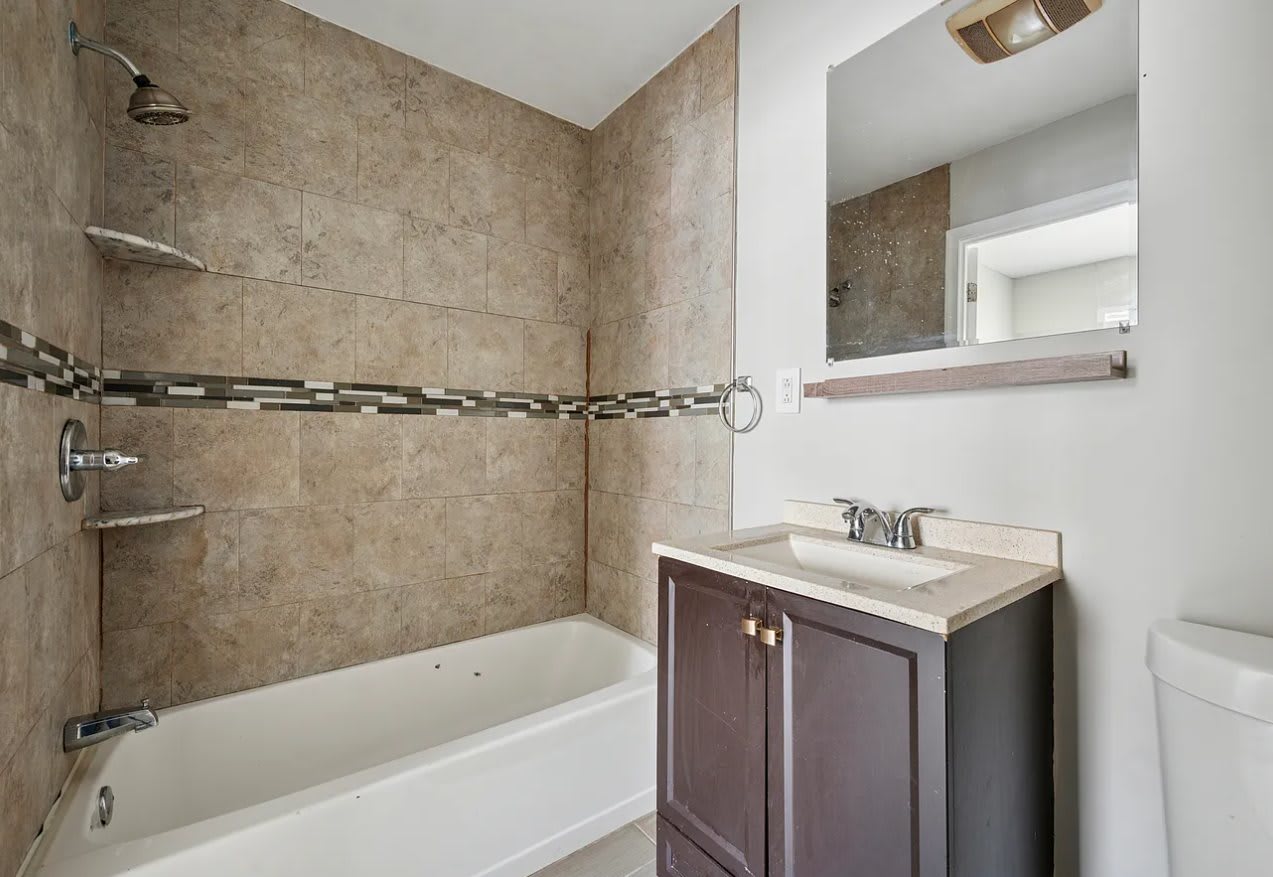 424 North 64th Street – photo 1