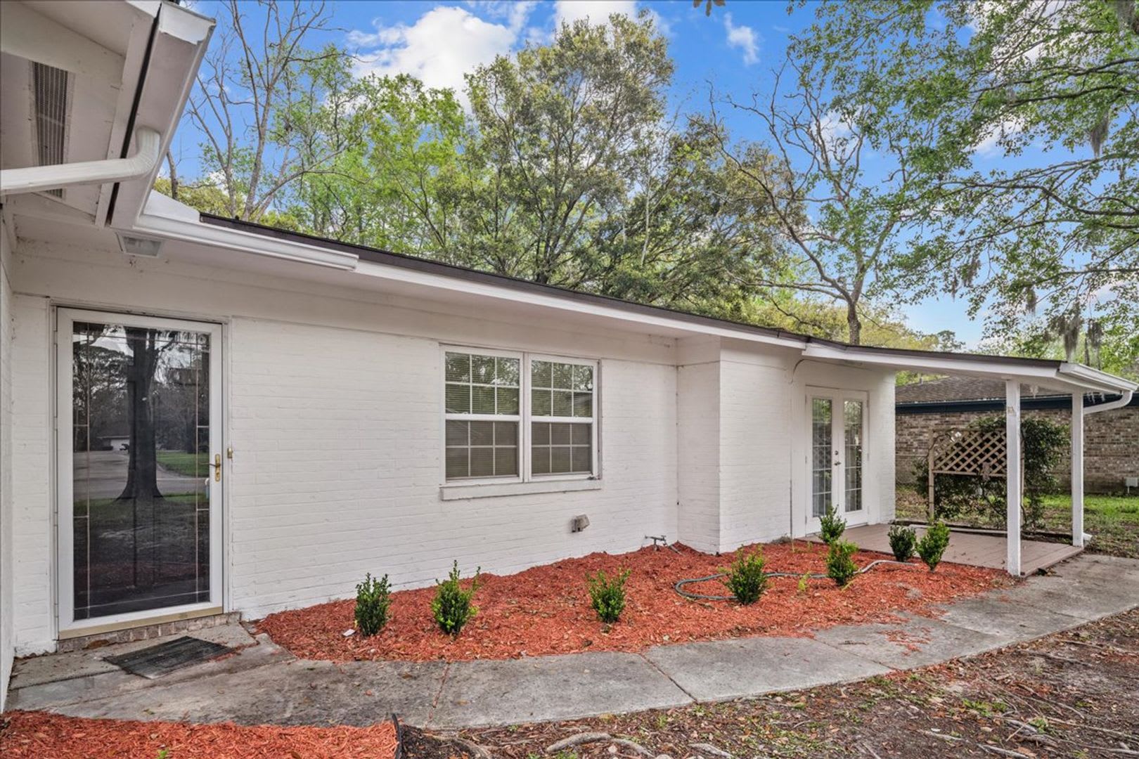 3/2 with 1/1 In Law Suite in Heritage Farms Orange Park South – photo 5